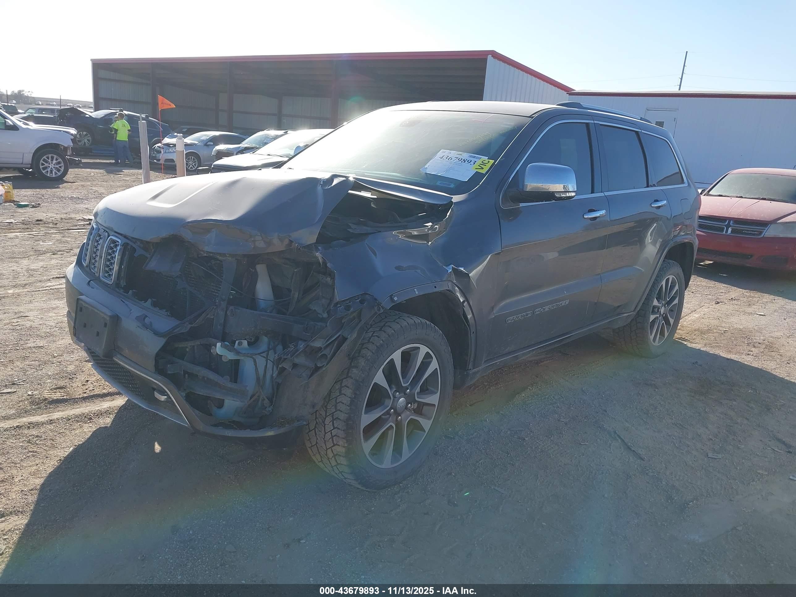 JEEP GRAND image 2