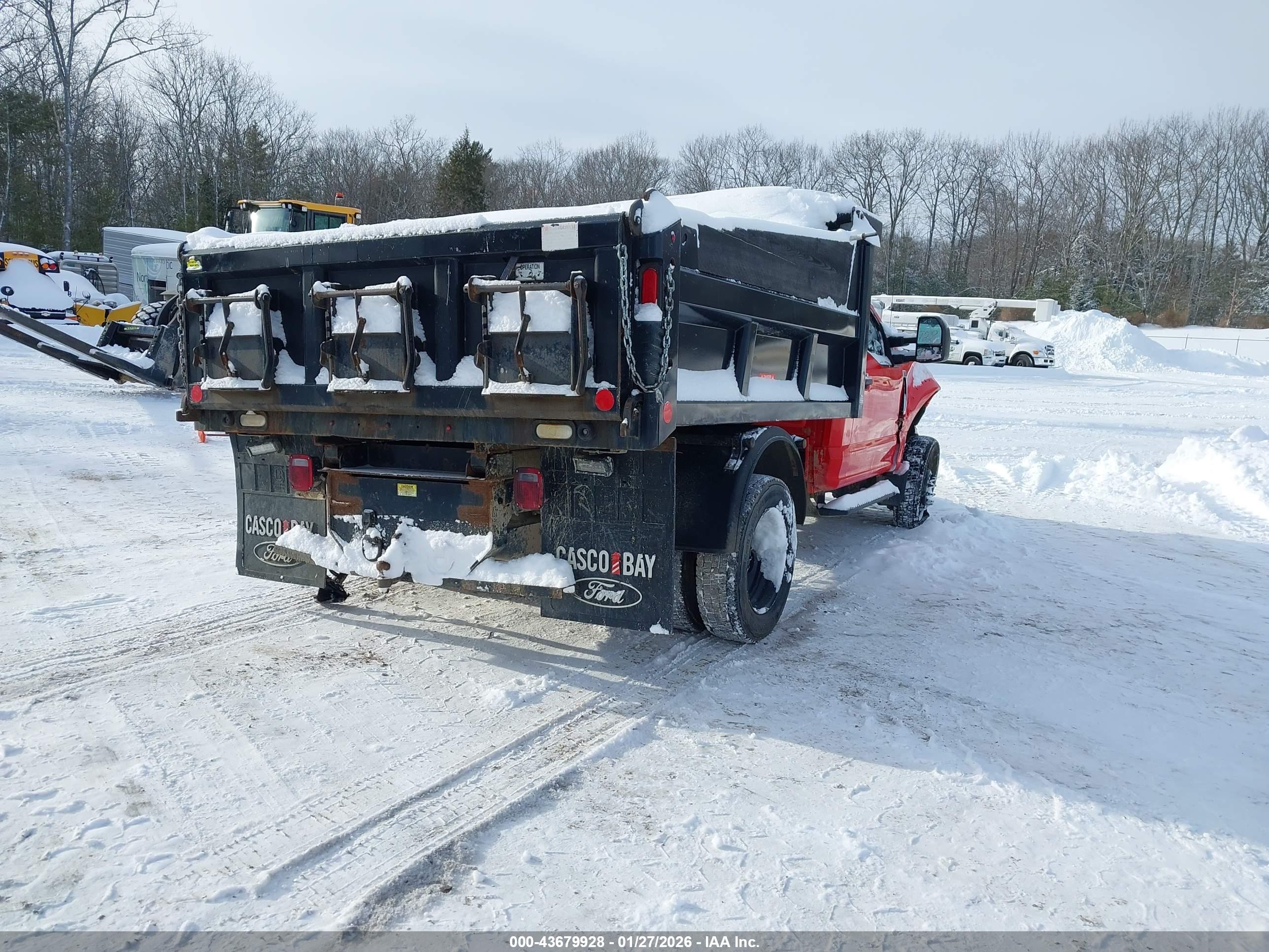 FORD F-550 image 4