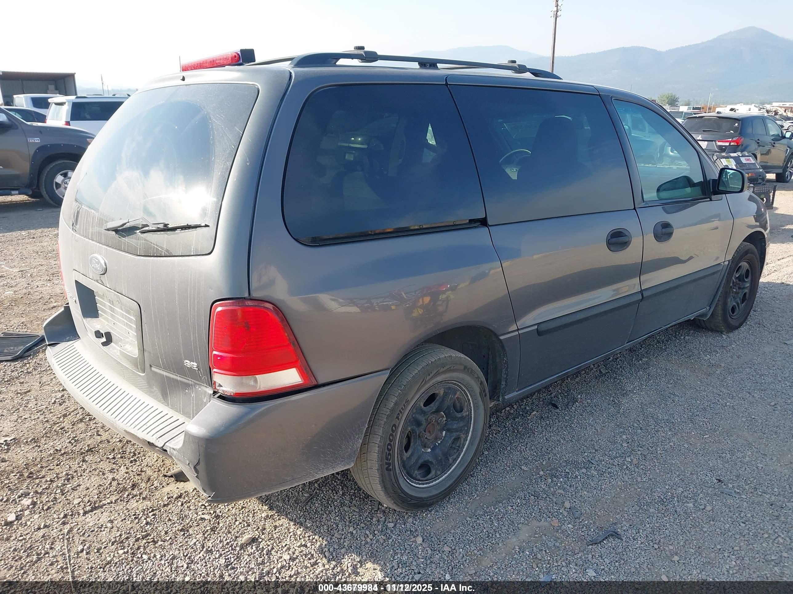 FORD FREESTAR image 4