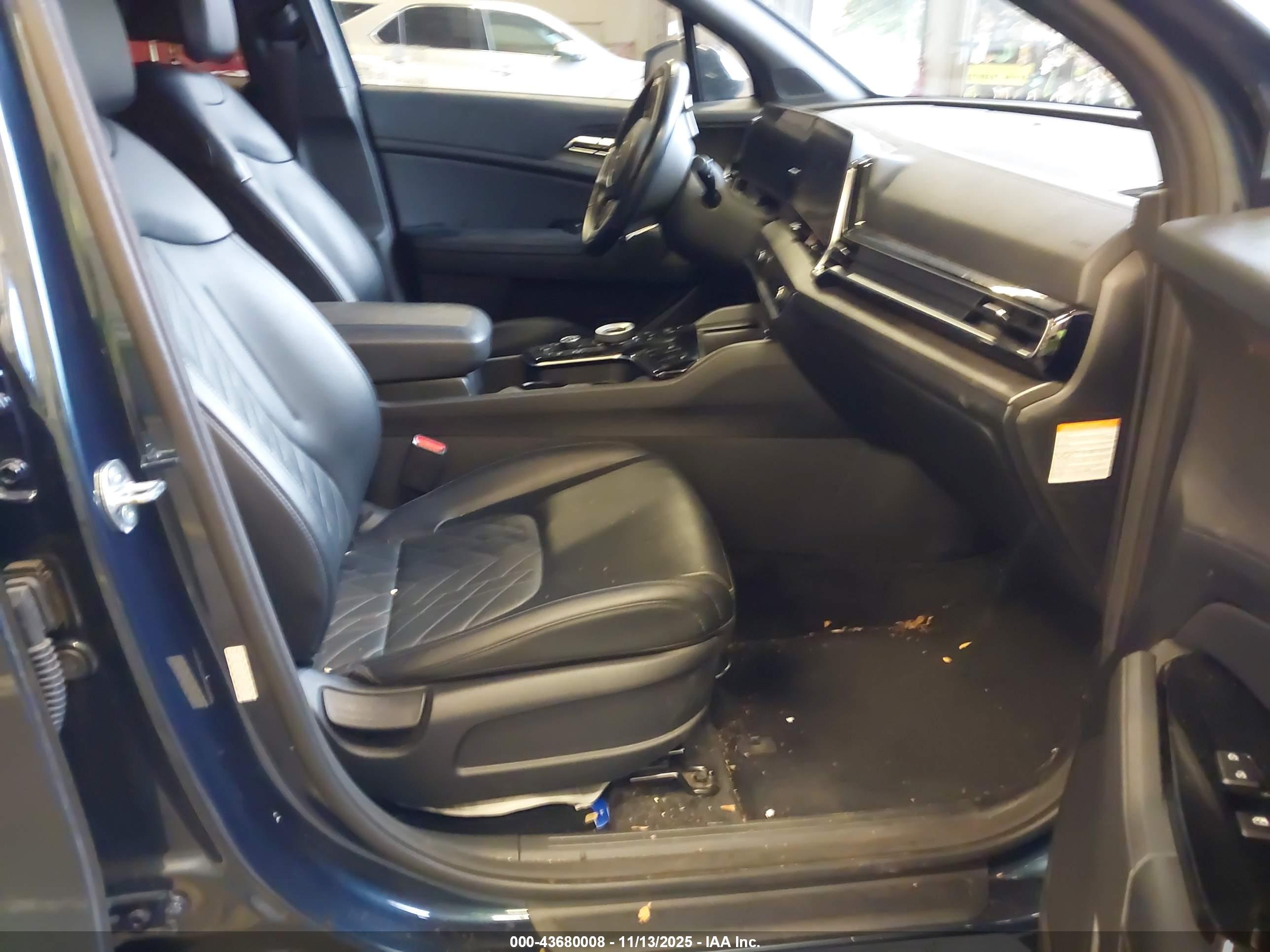 KIA SPORTAGE image 5
