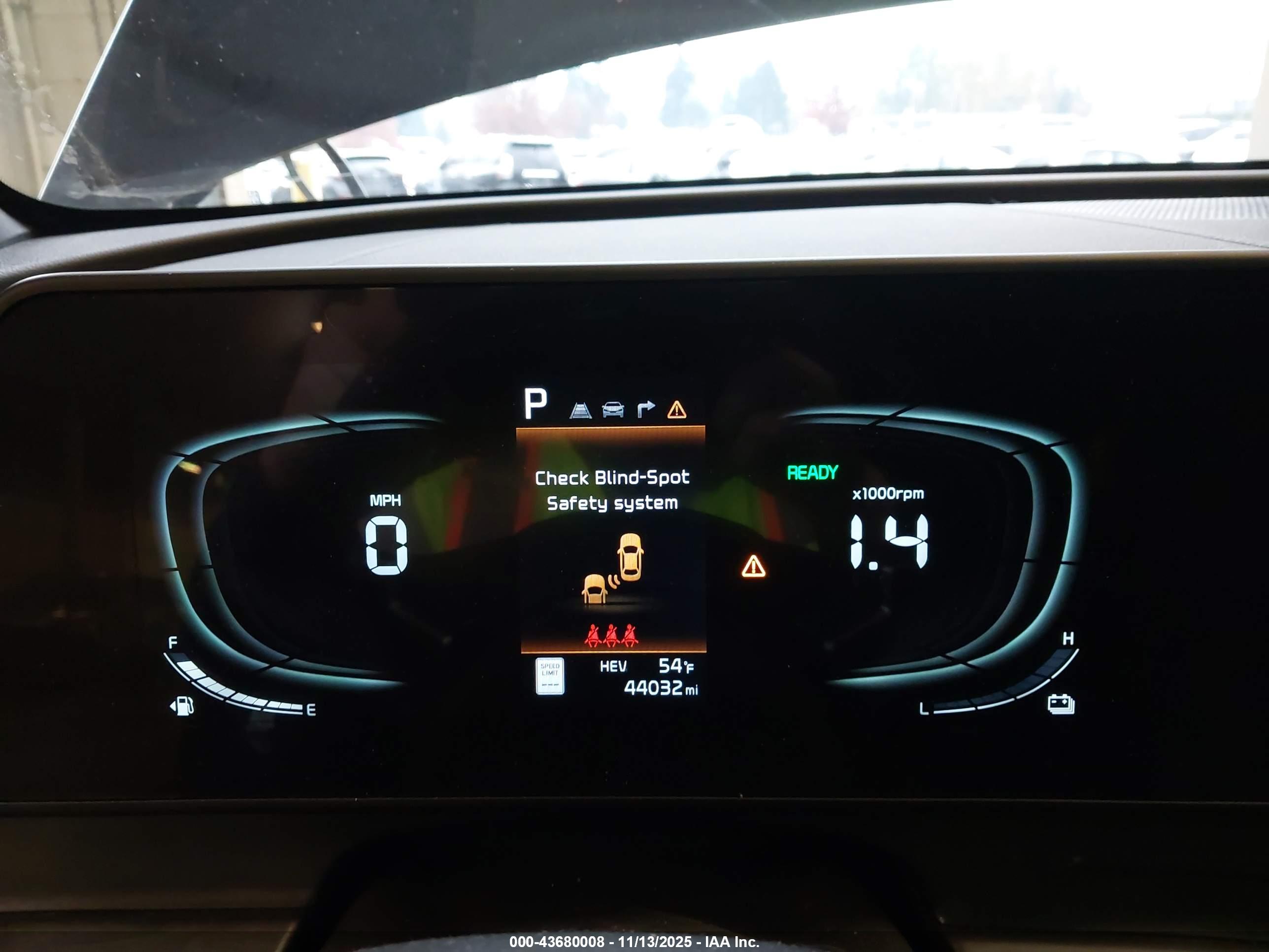 KIA SPORTAGE image 7