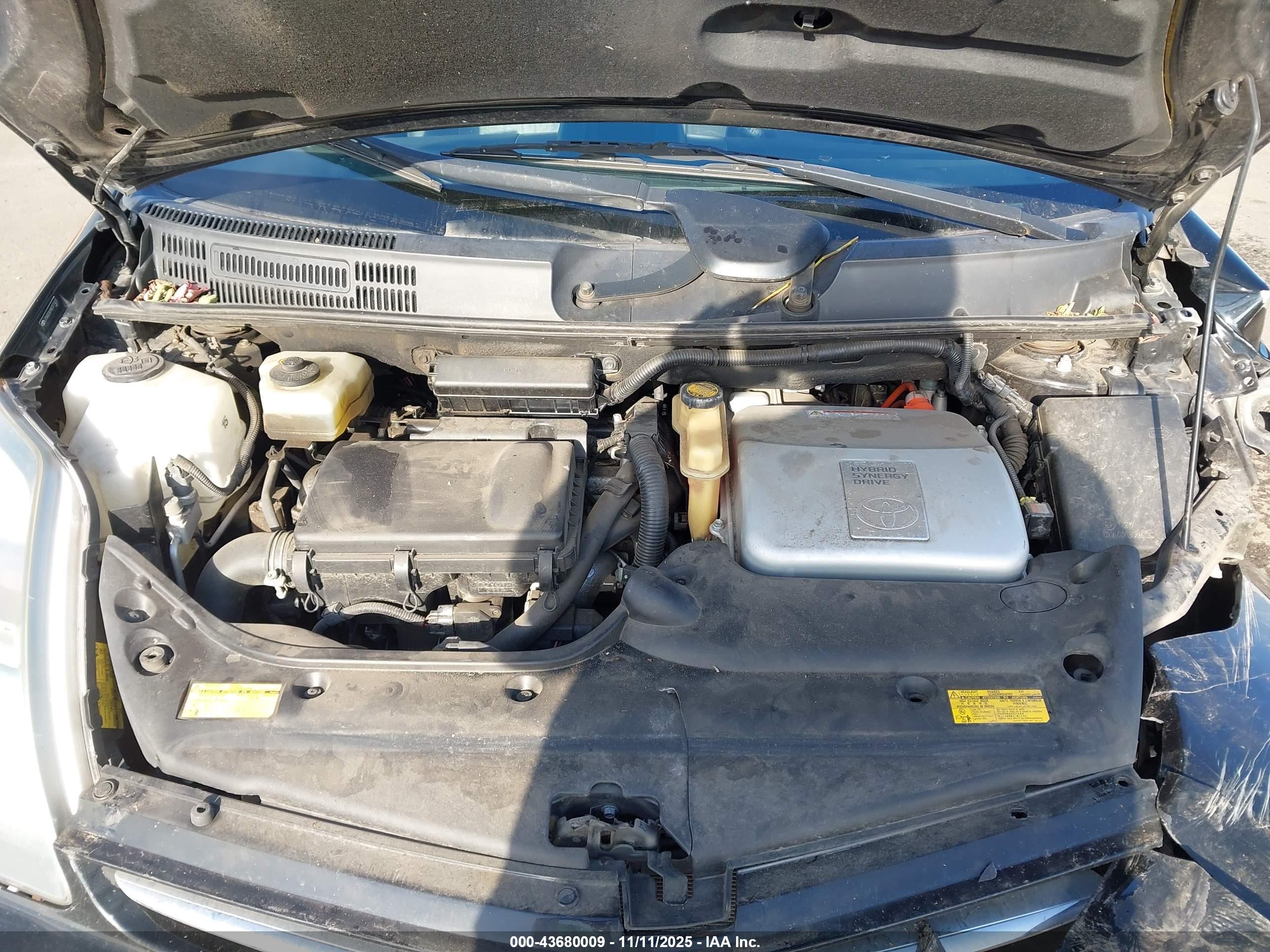TOYOTA PRIUS image 10