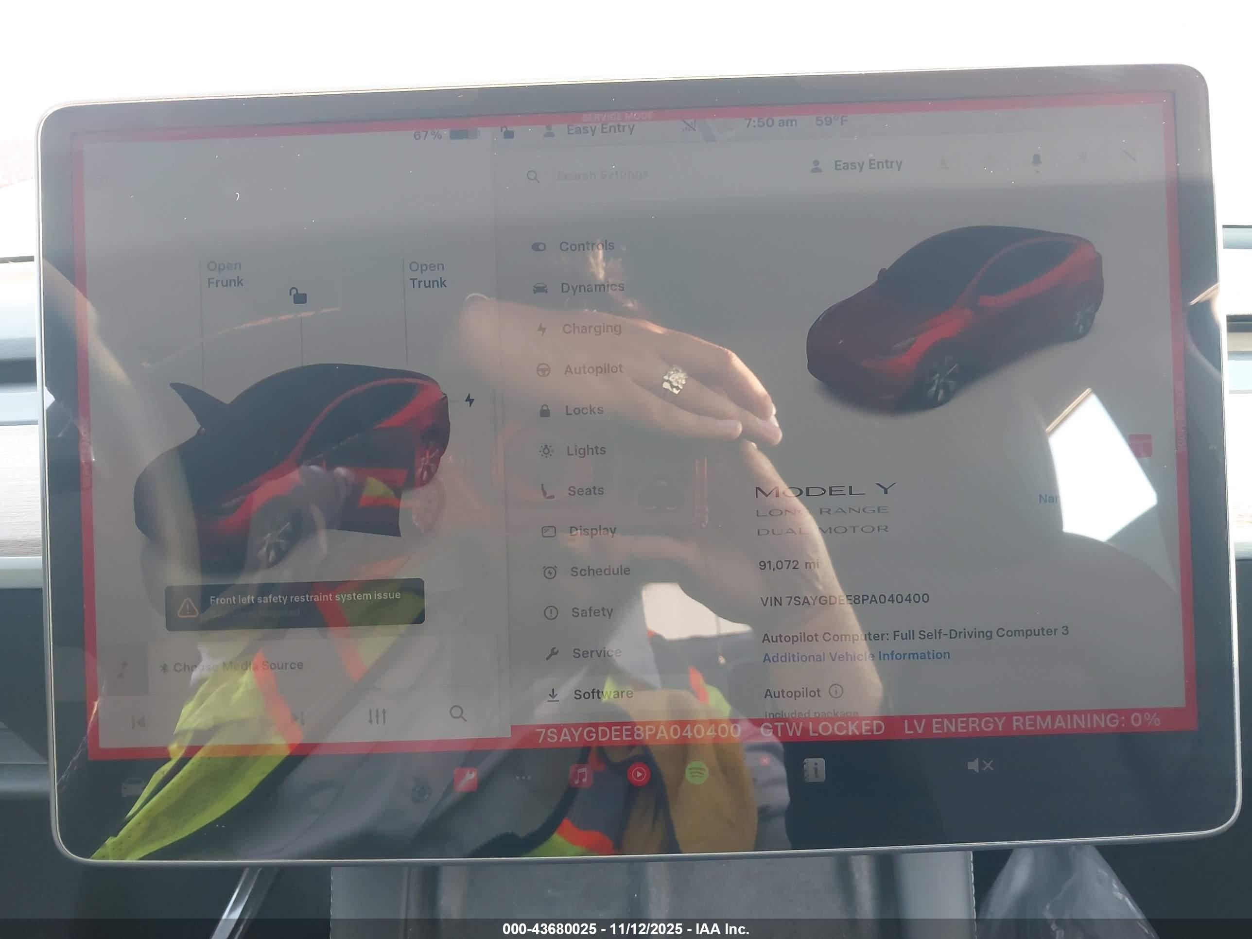 TESLA MODEL image 7
