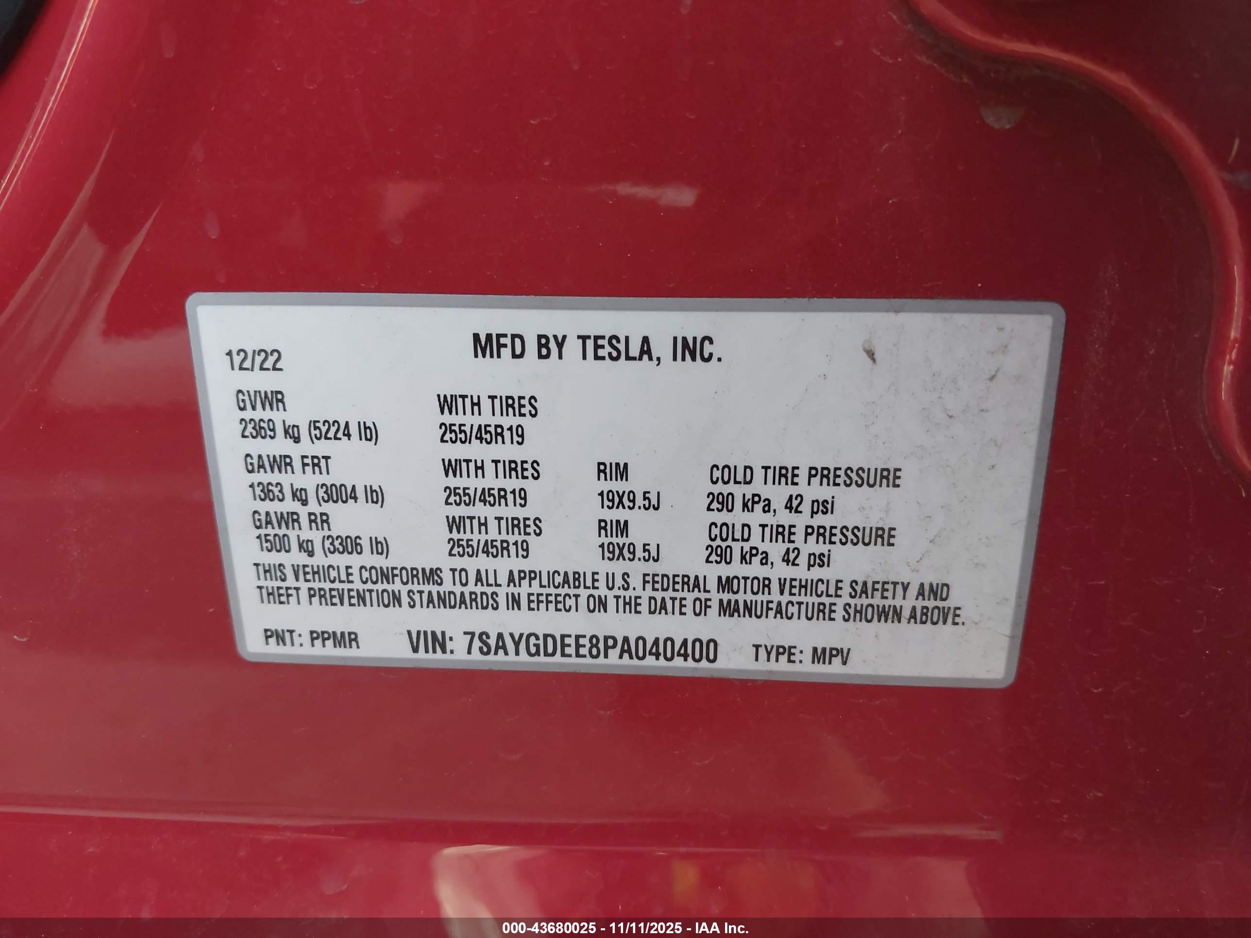 TESLA MODEL image 9
