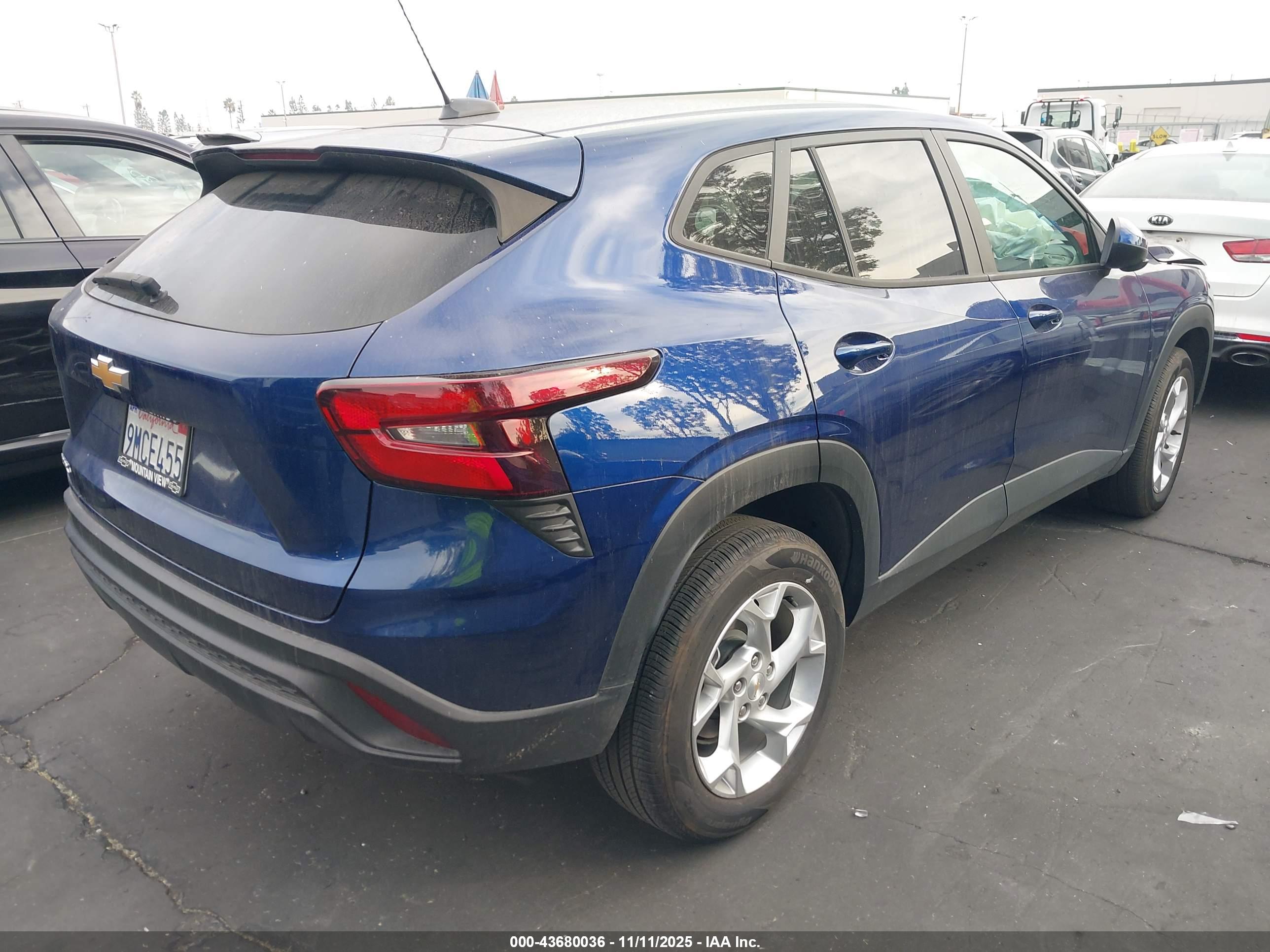 CHEVROLET TRAX image 4