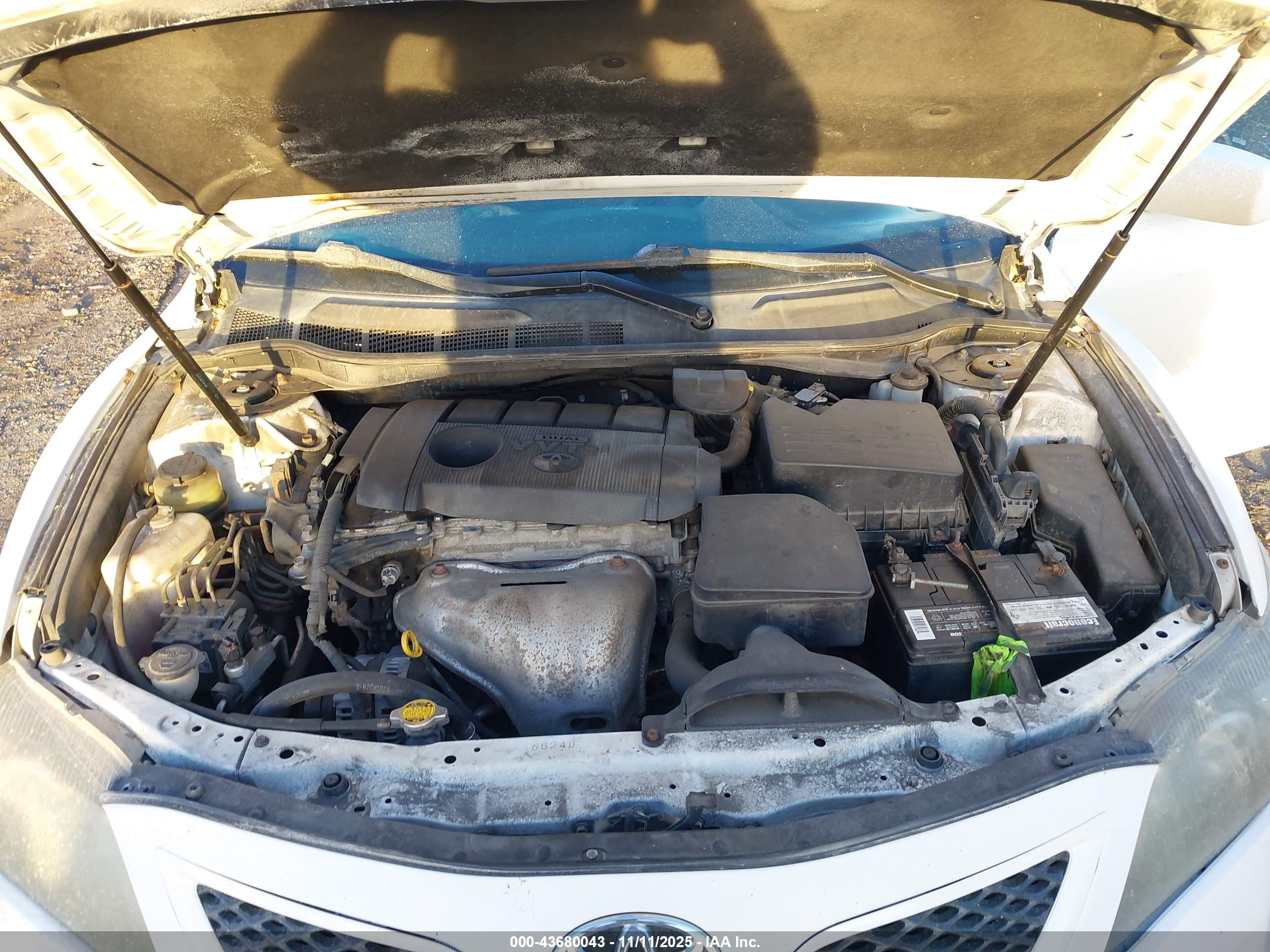 TOYOTA CAMRY image 10