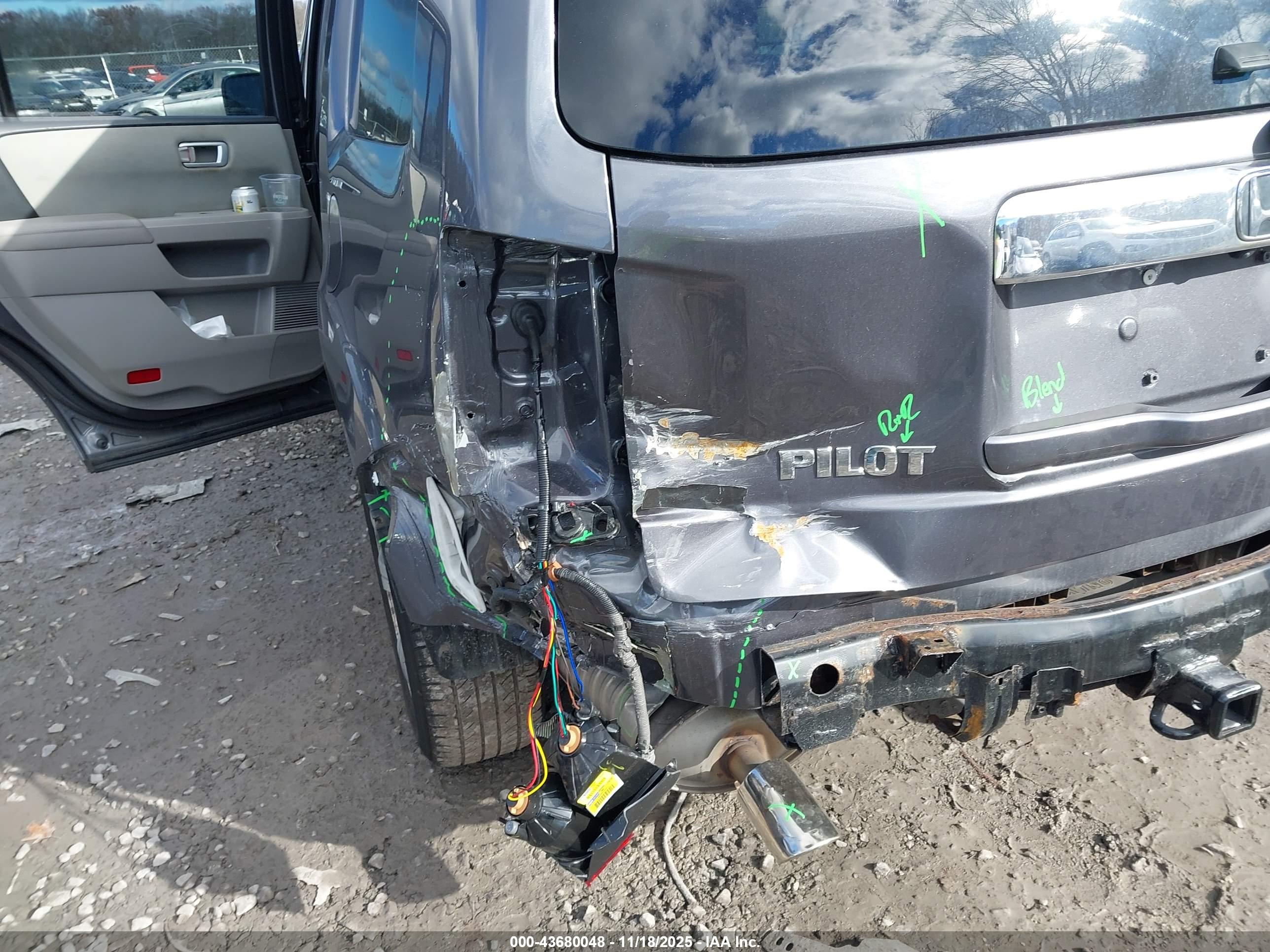HONDA PILOT image 6