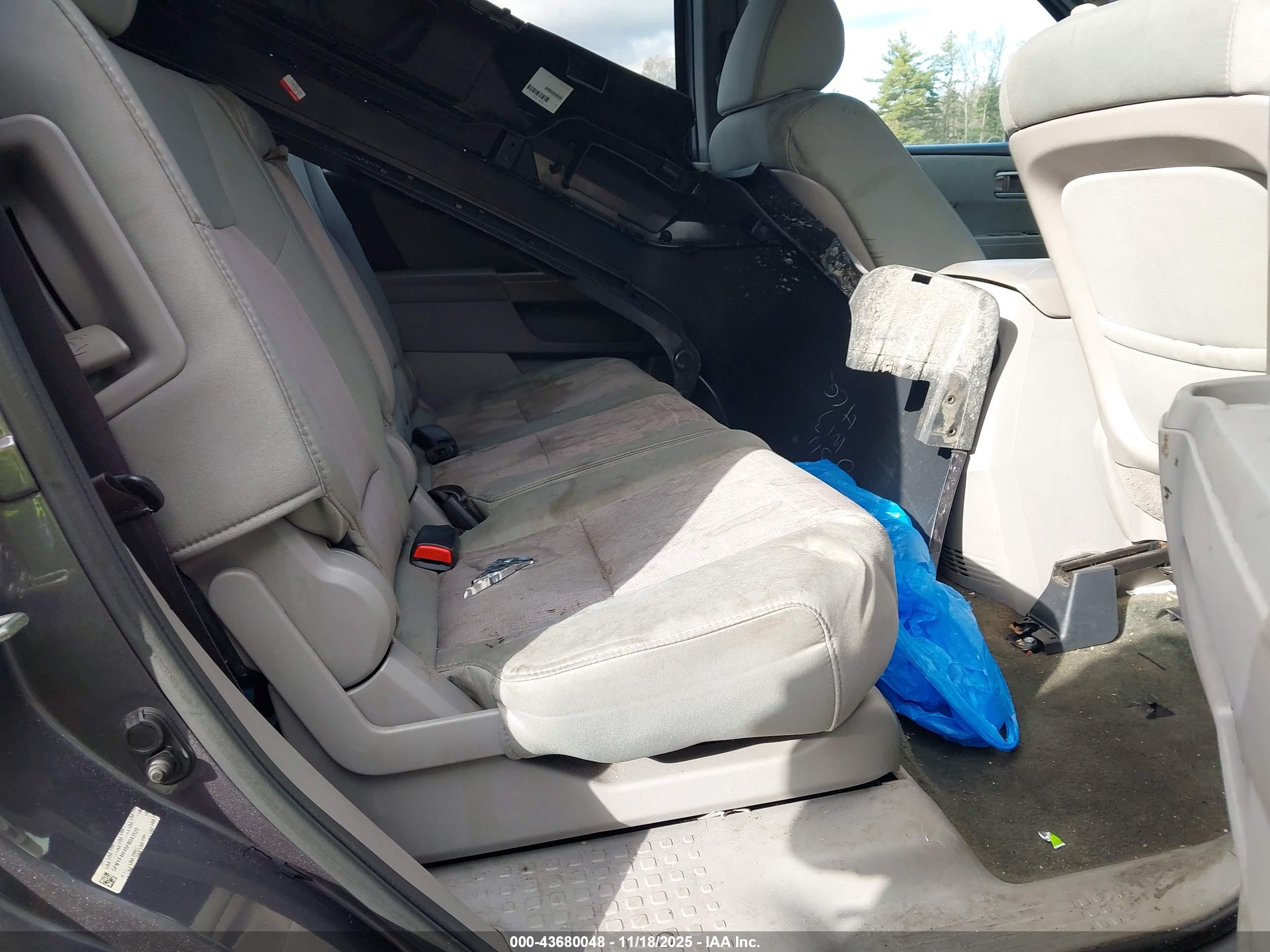 HONDA PILOT image 8