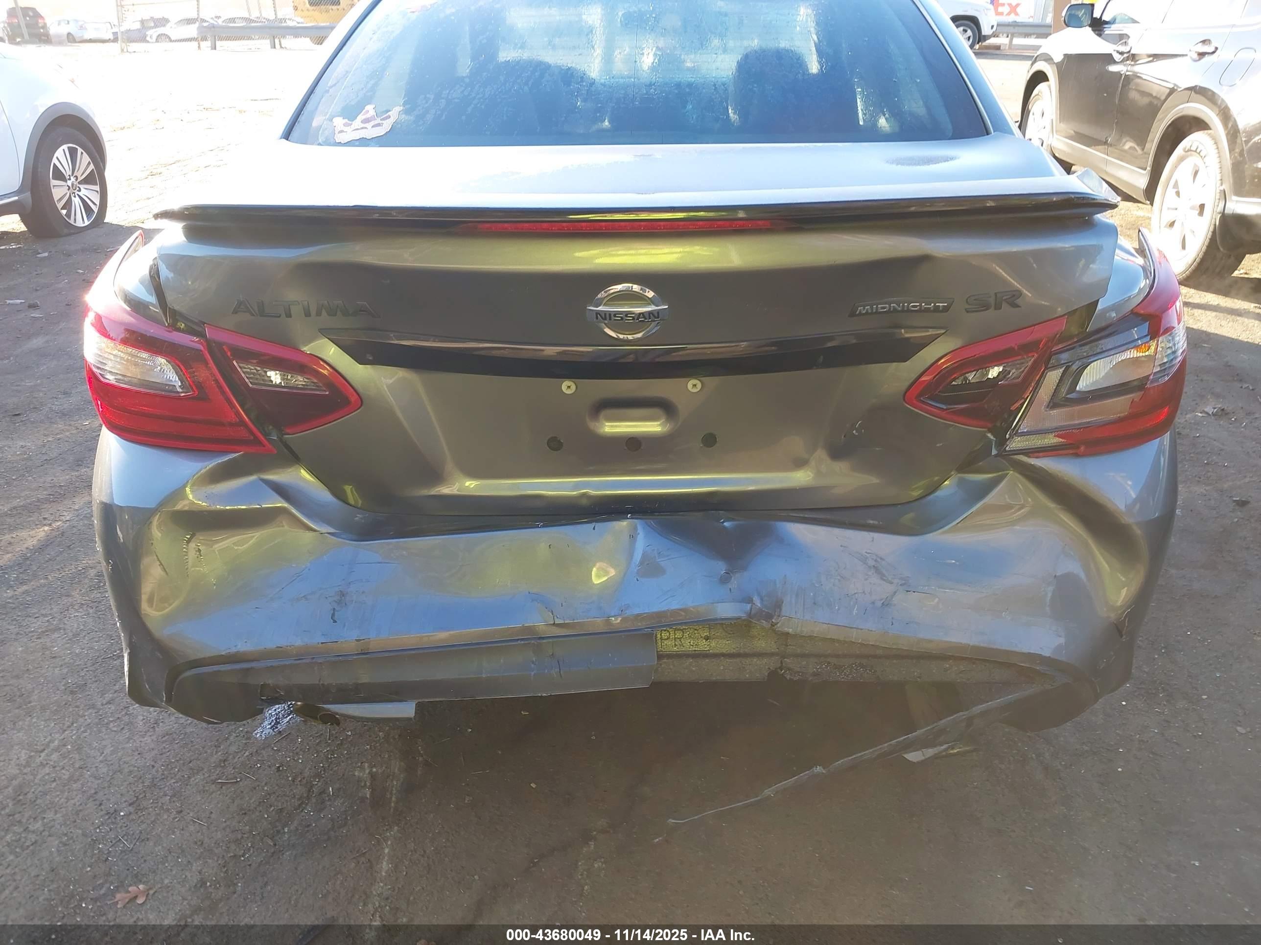 NISSAN ALTIMA image 6