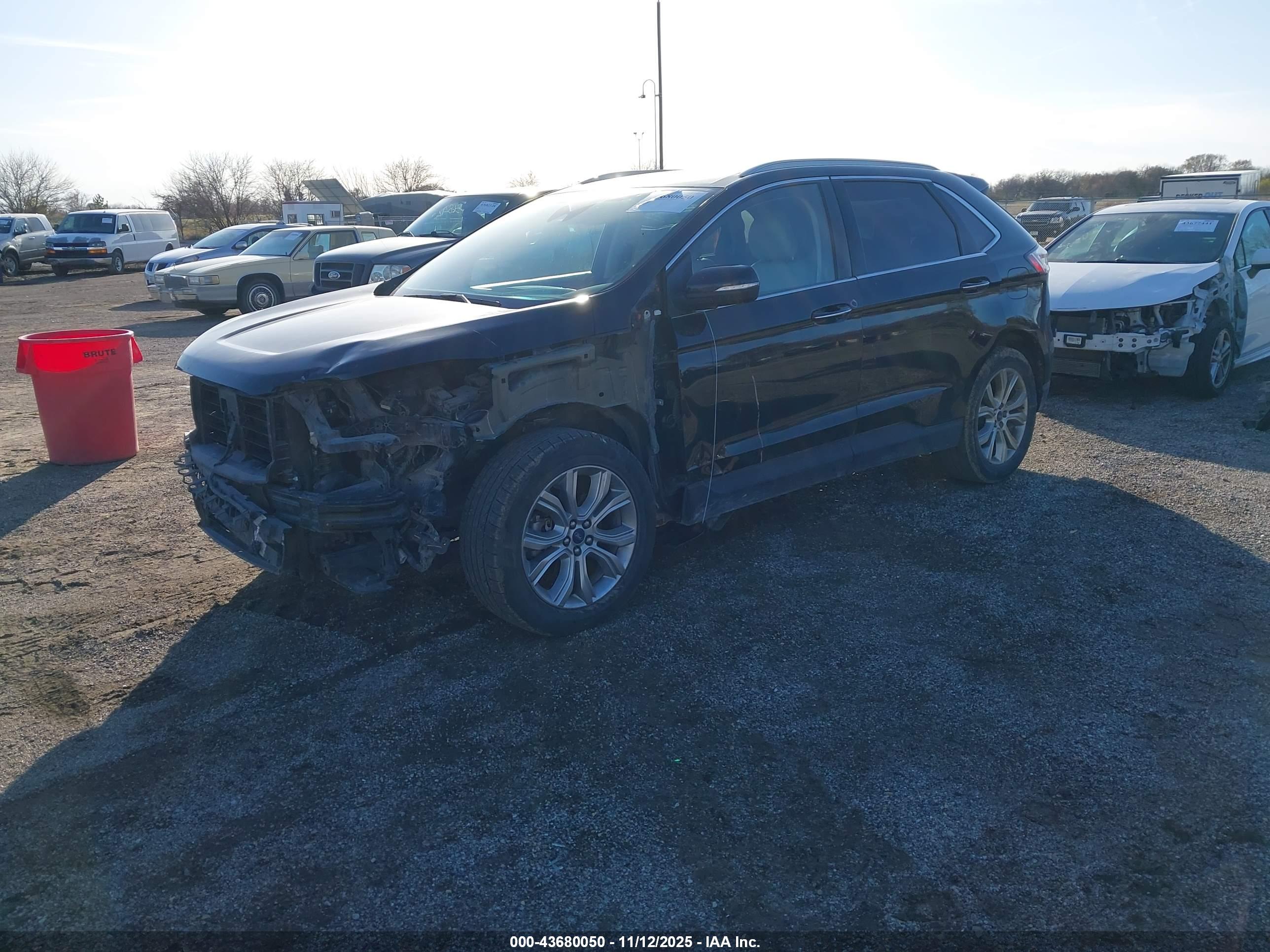 FORD EDGE image 2