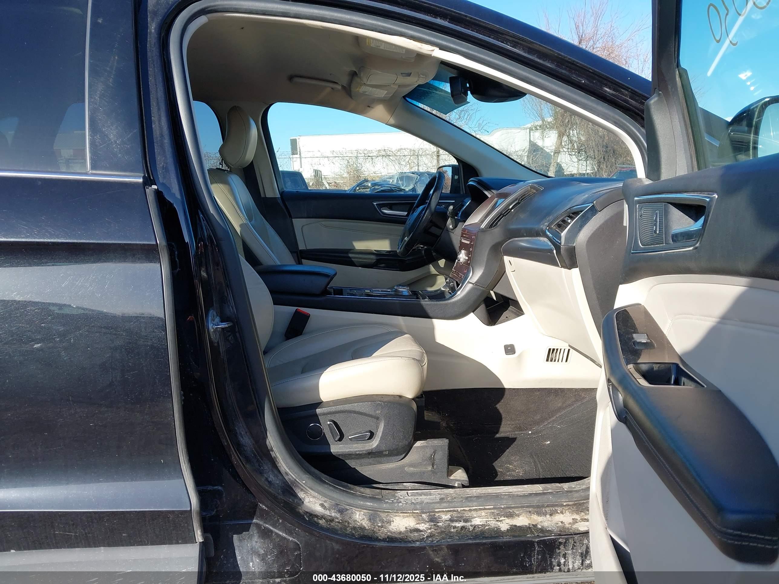 FORD EDGE image 5