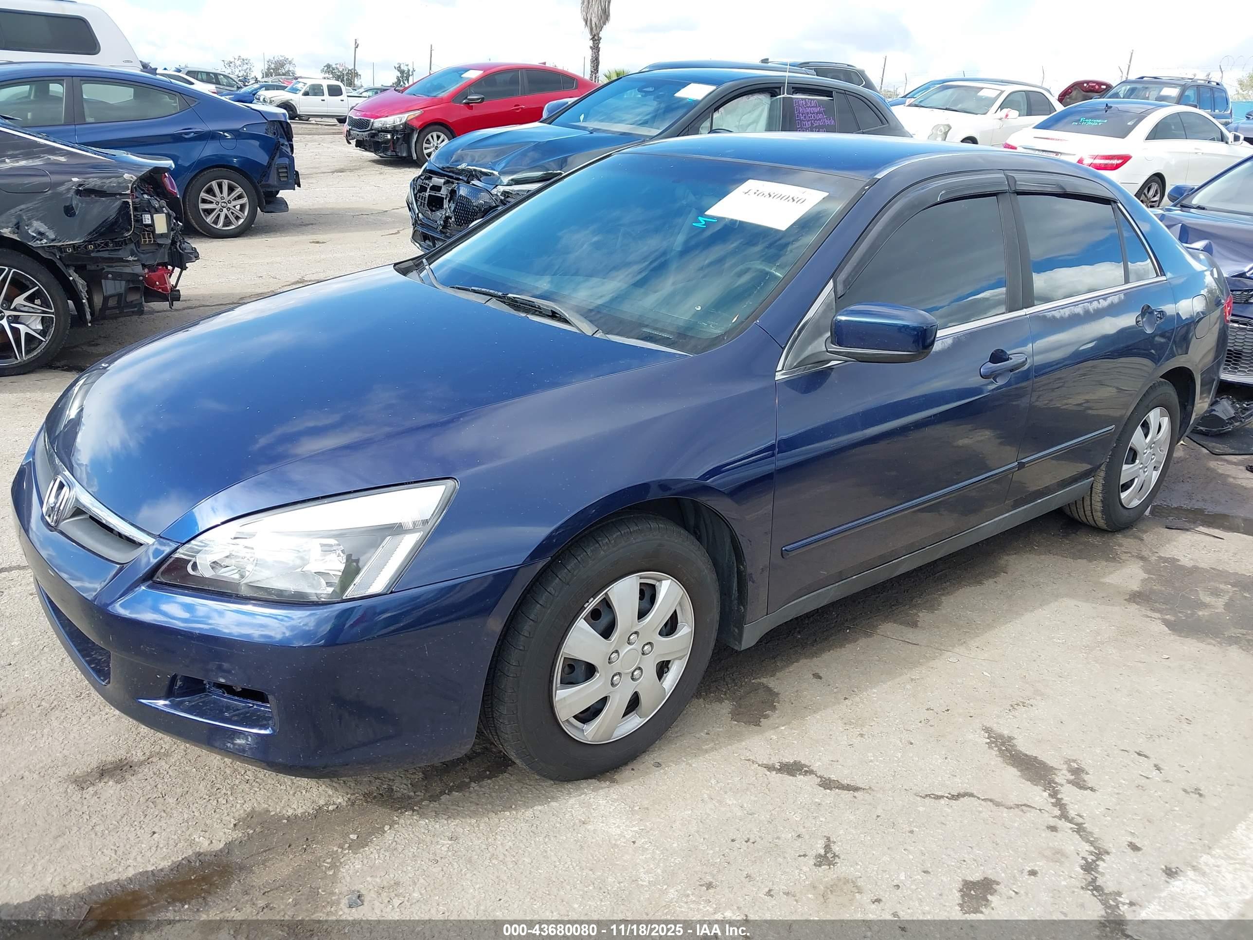 HONDA ACCORD image 2