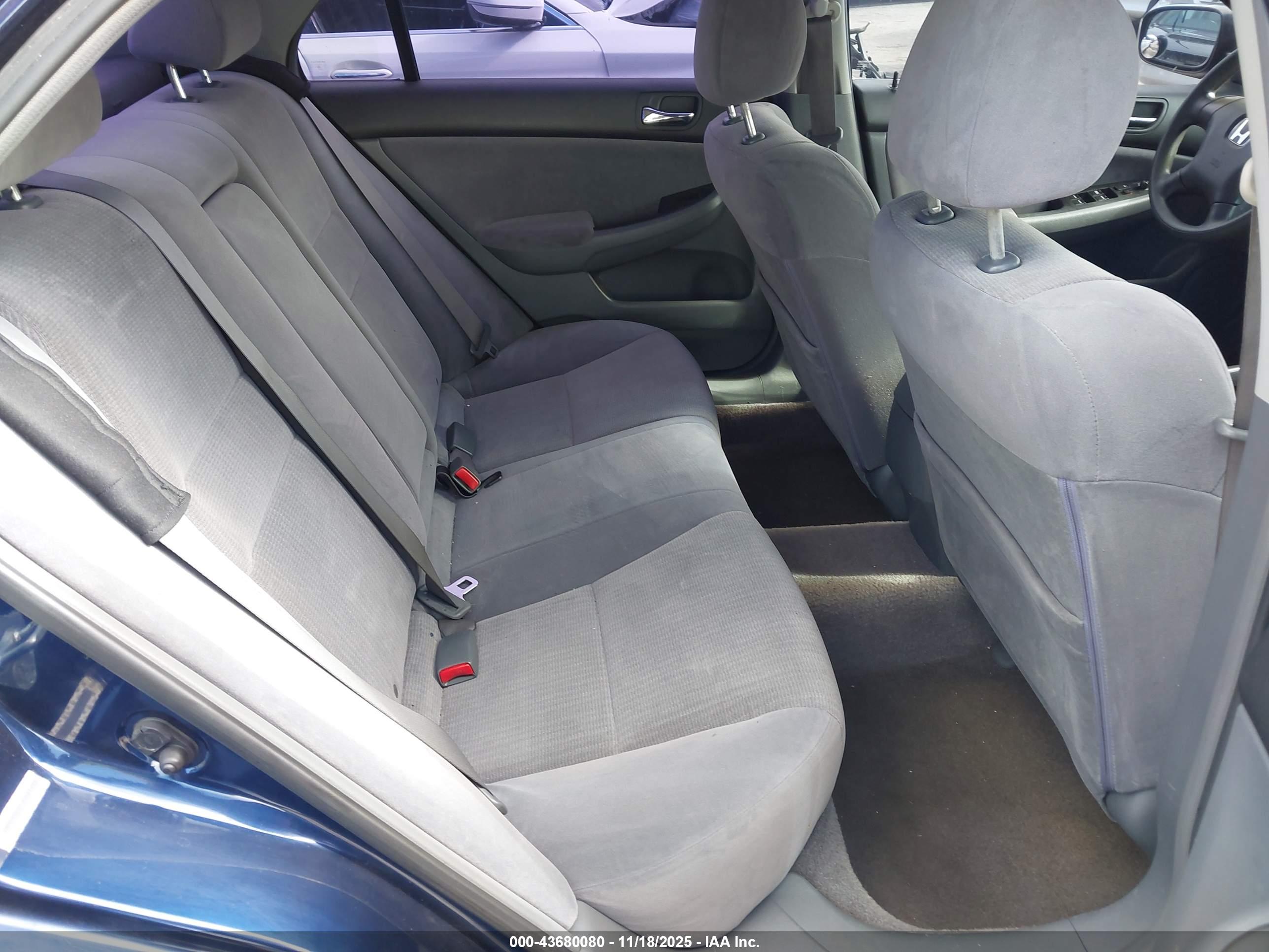 HONDA ACCORD image 8