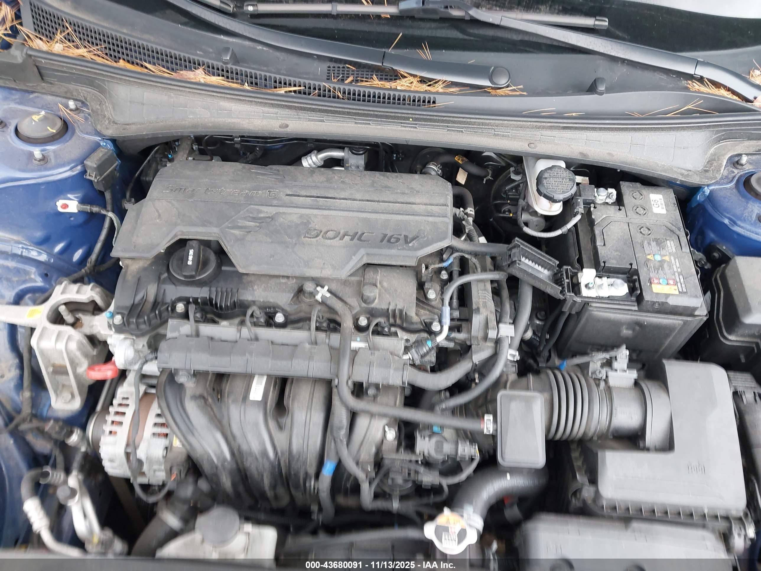 HYUNDAI ELANTRA image 10