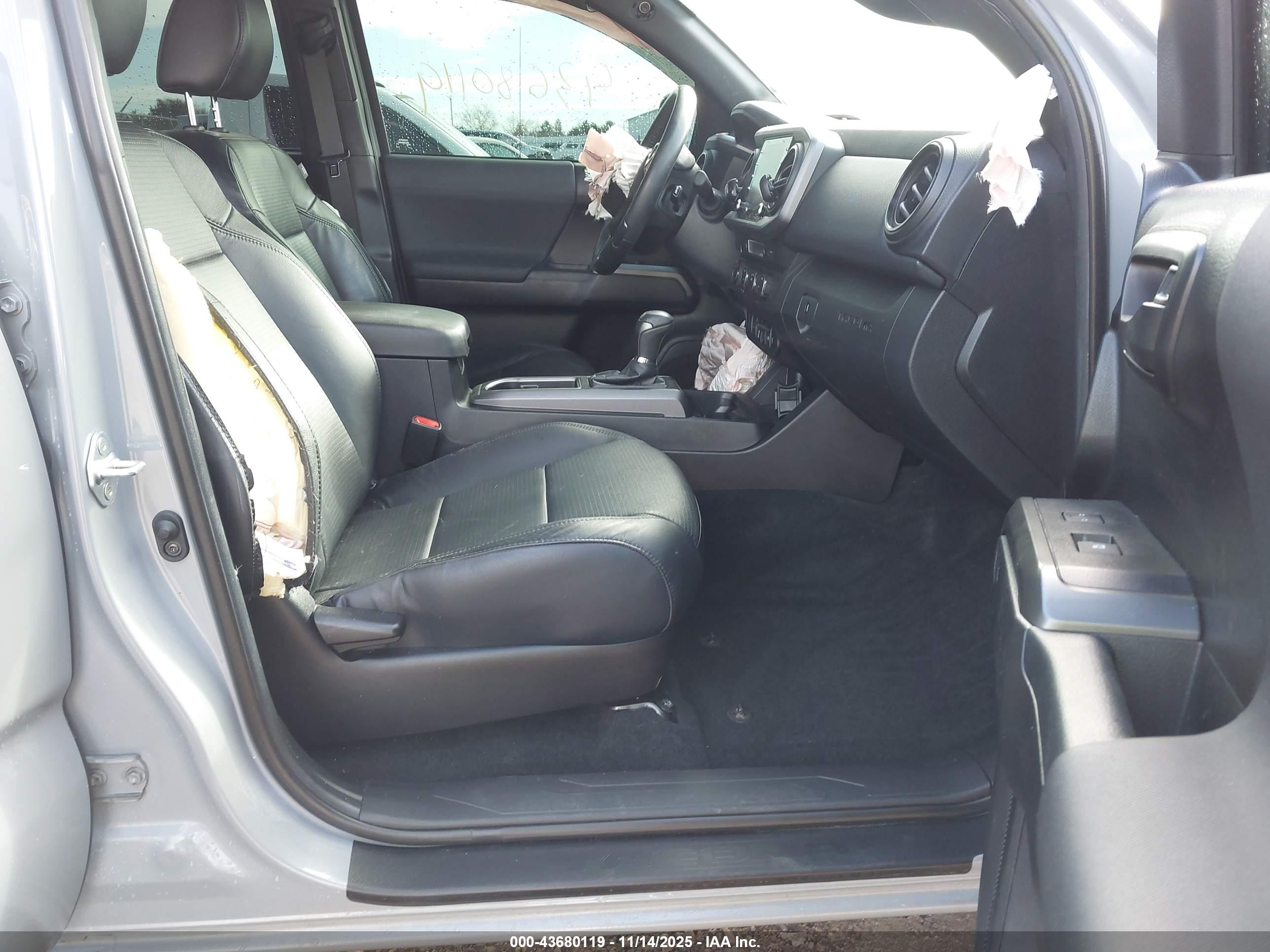 TOYOTA TACOMA image 5