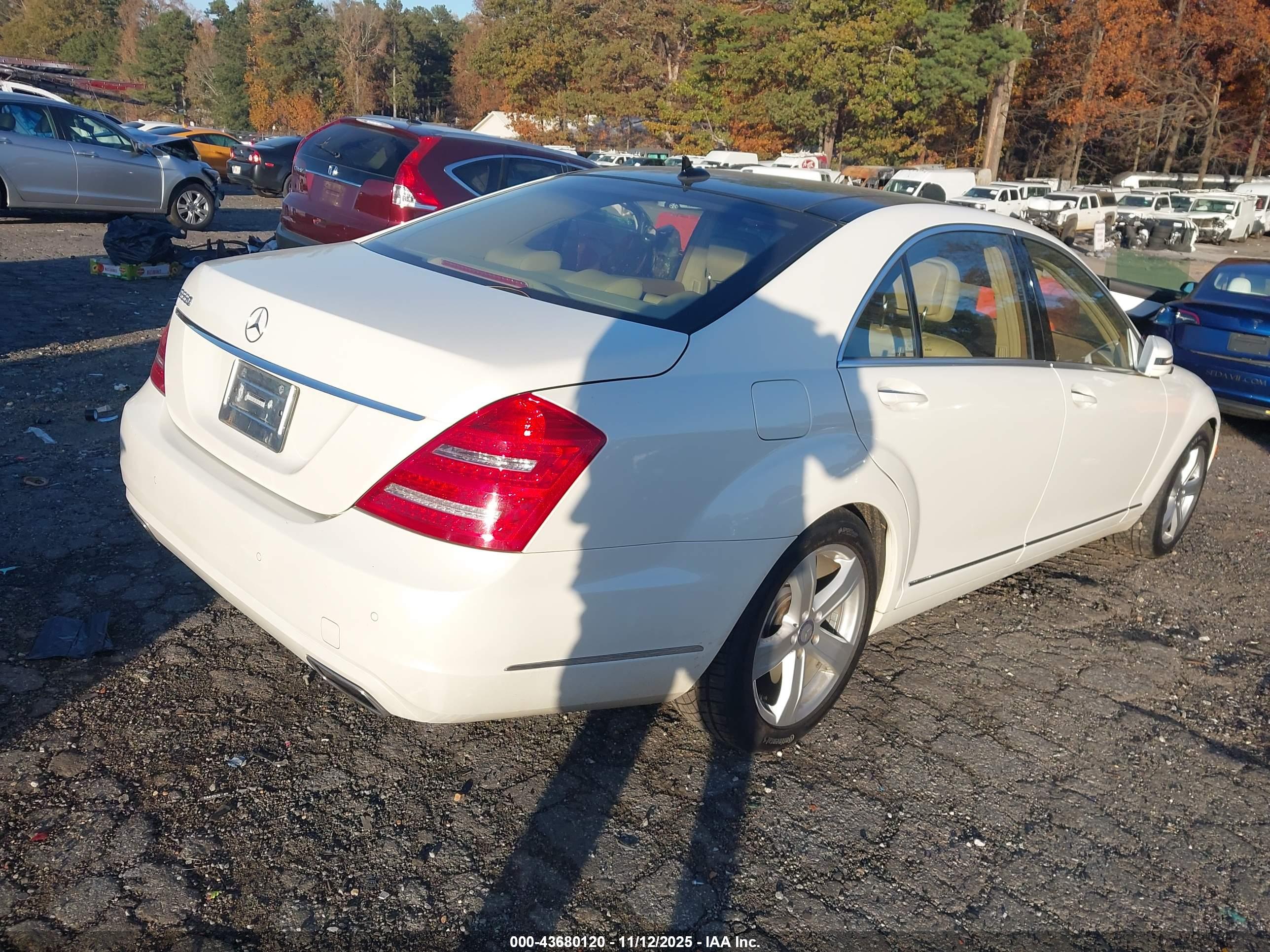 MERCEDES-BENZ S image 4