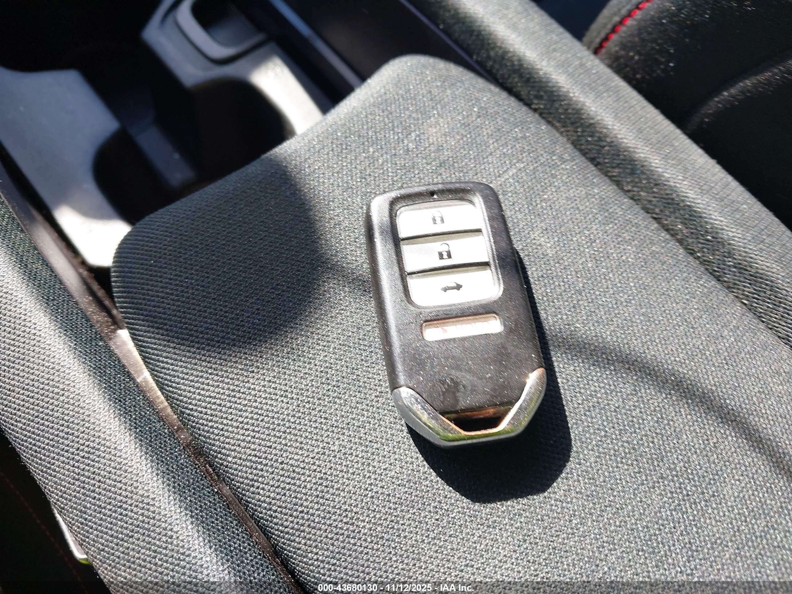 HONDA CIVIC image 11