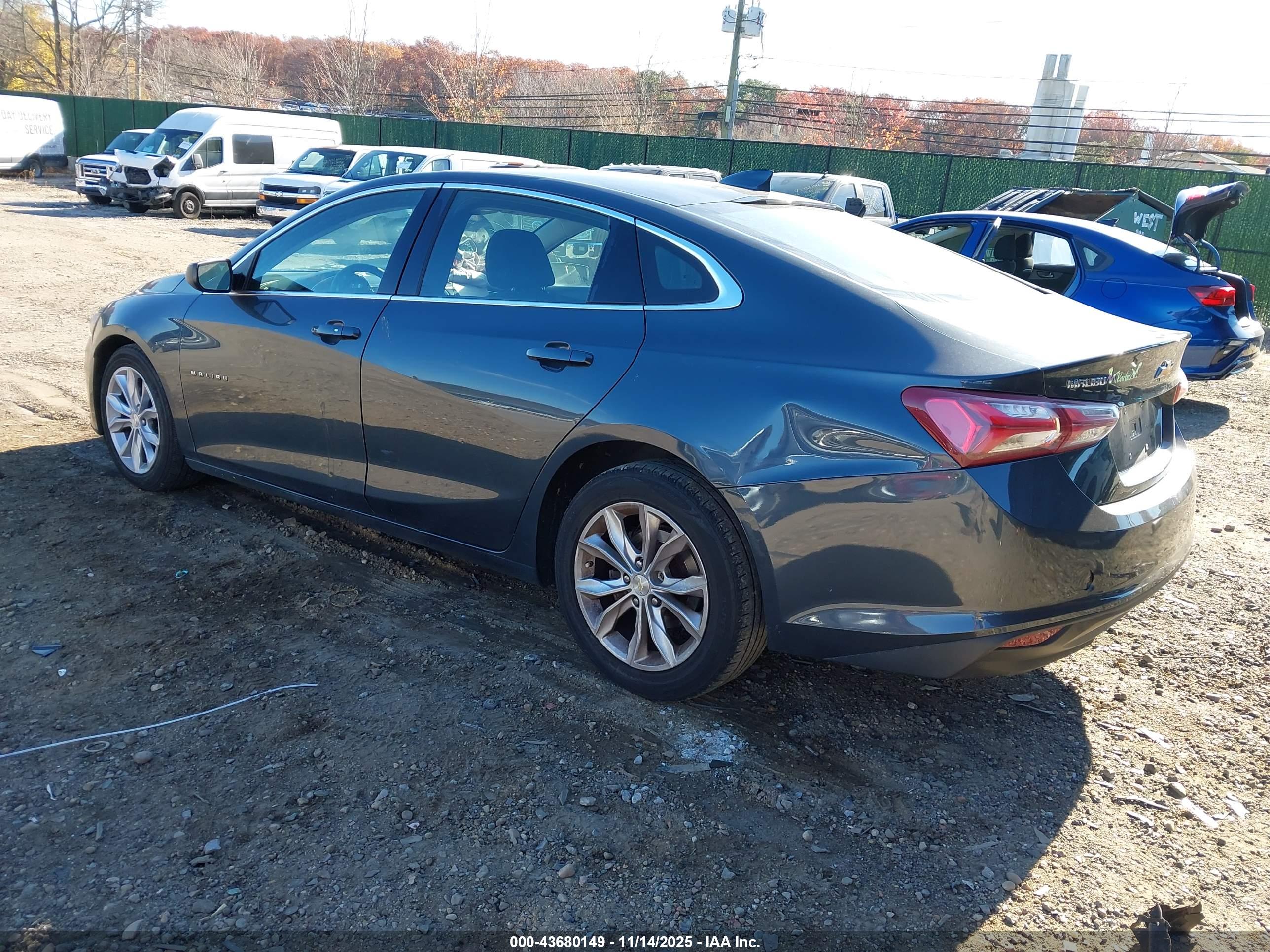 CHEVROLET MALIBU image 3