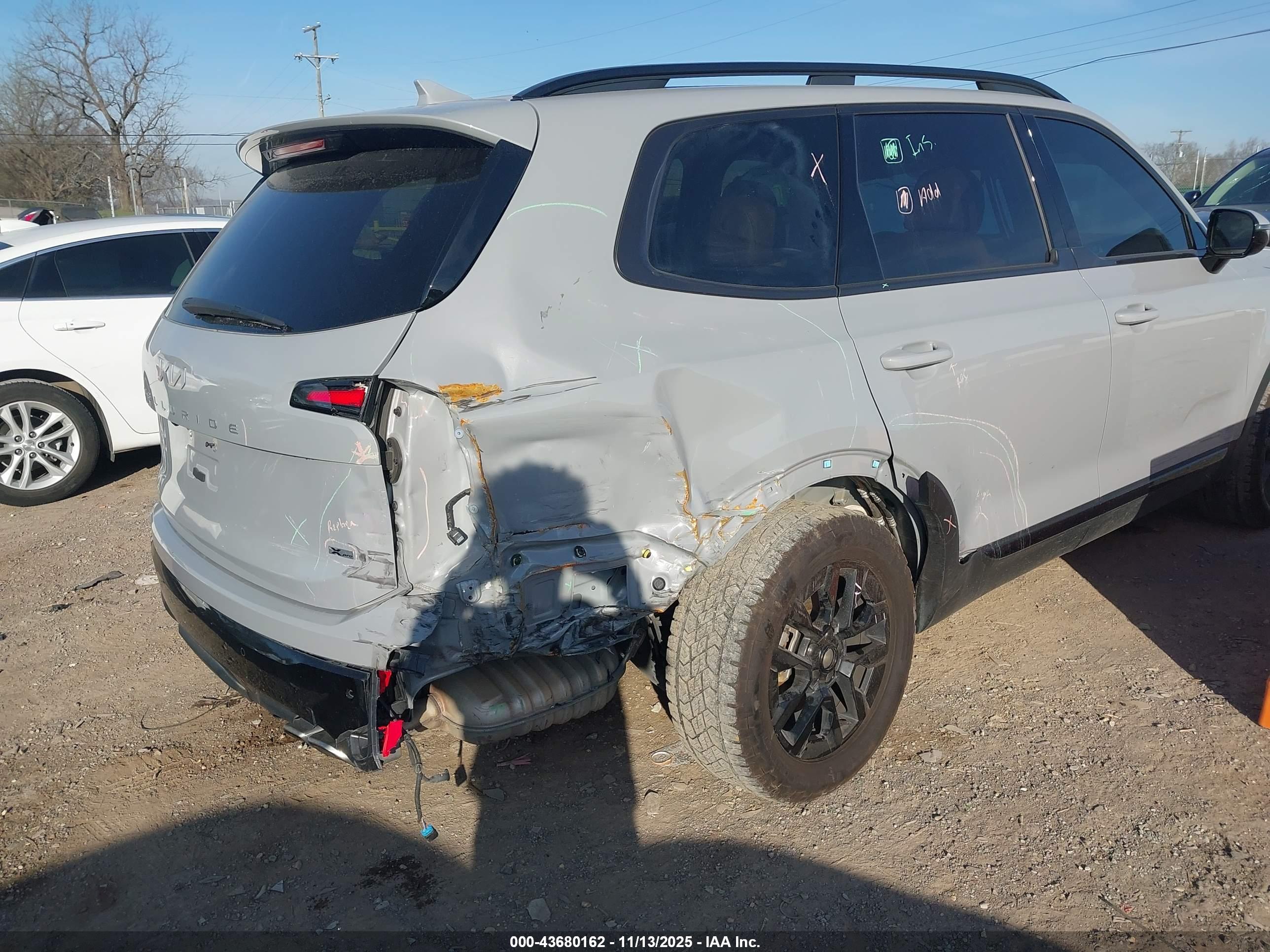 KIA TELLURIDE image 6