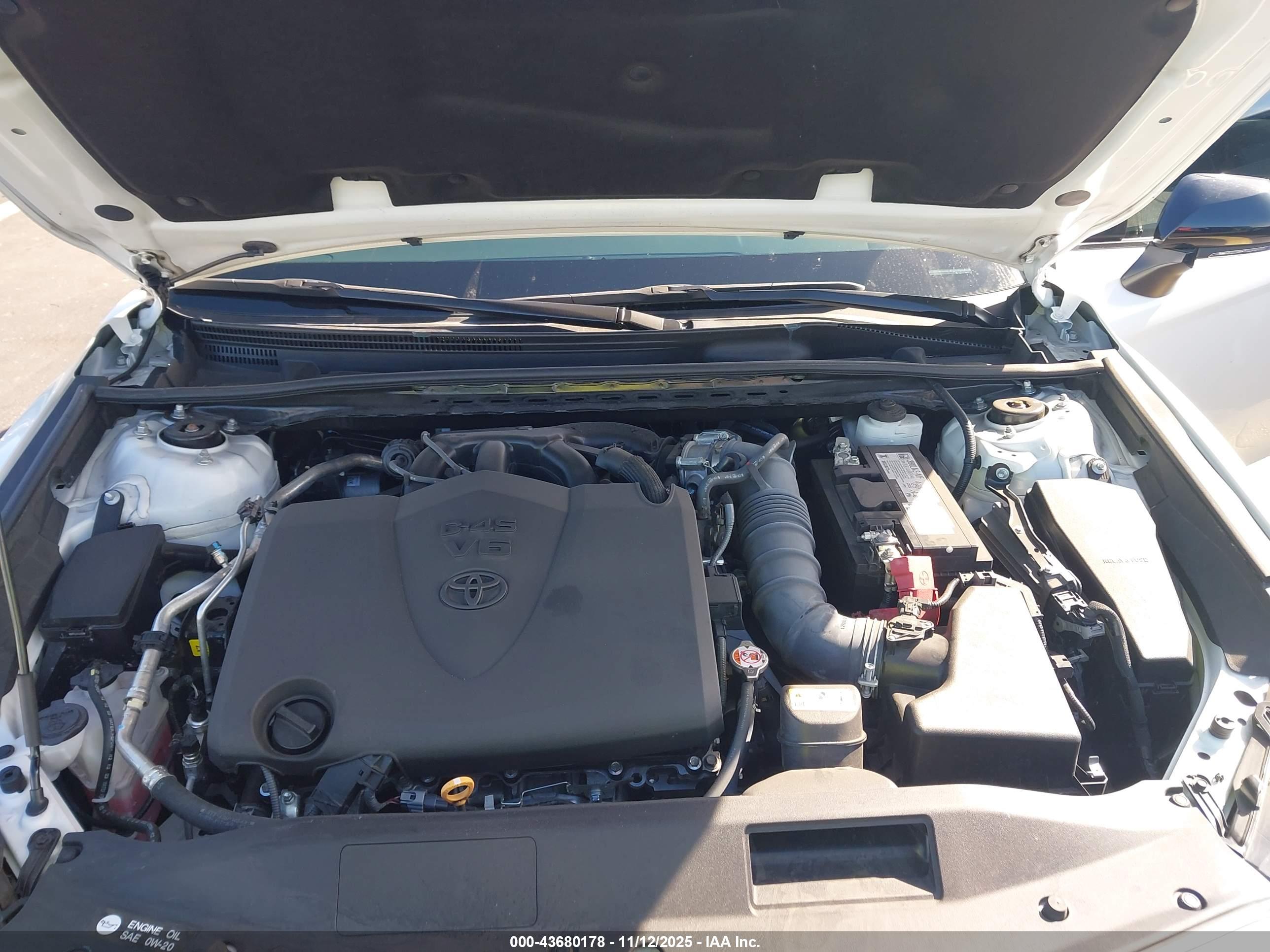 TOYOTA CAMRY image 10