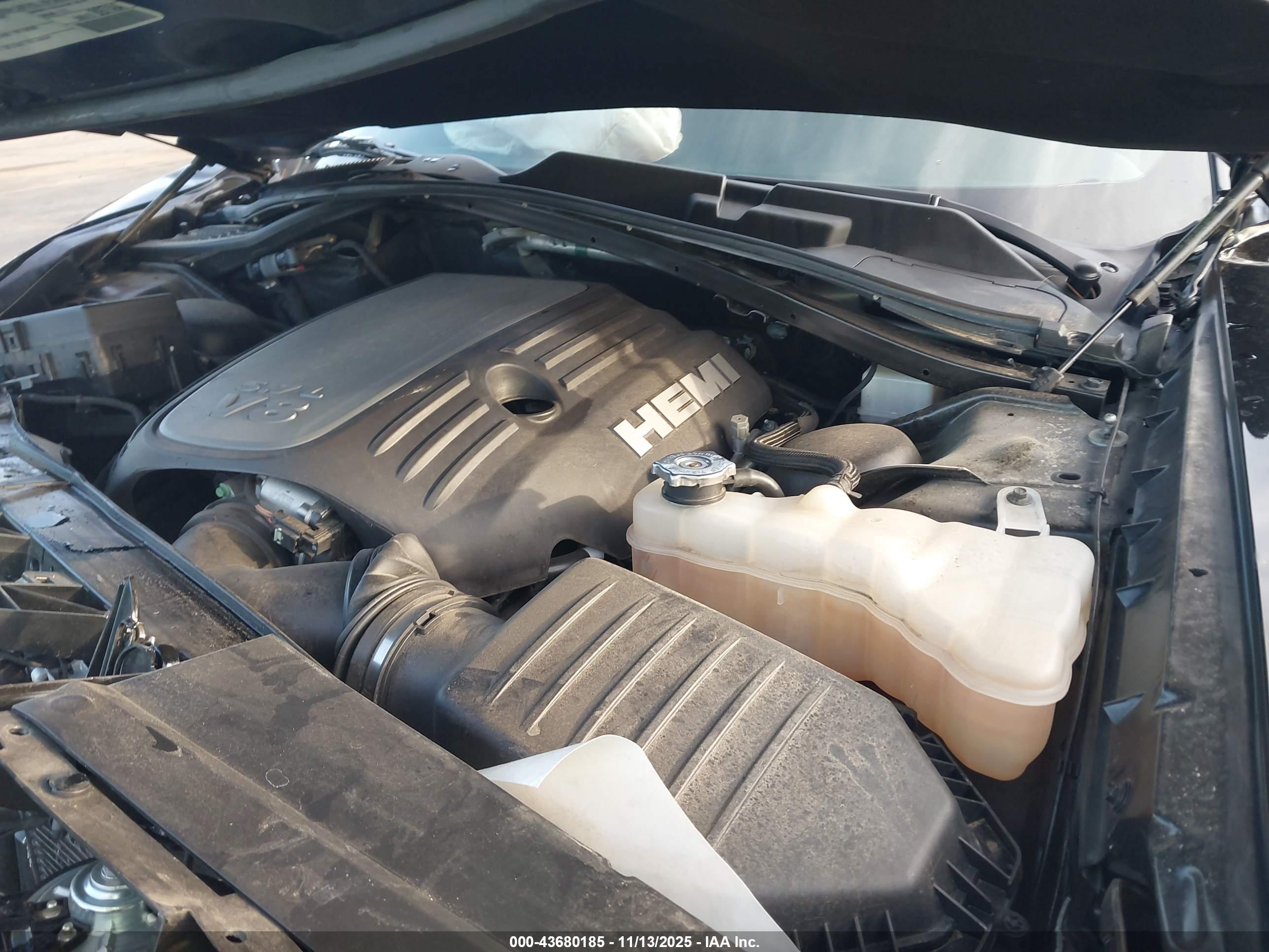 DODGE CHALLENGER image 10