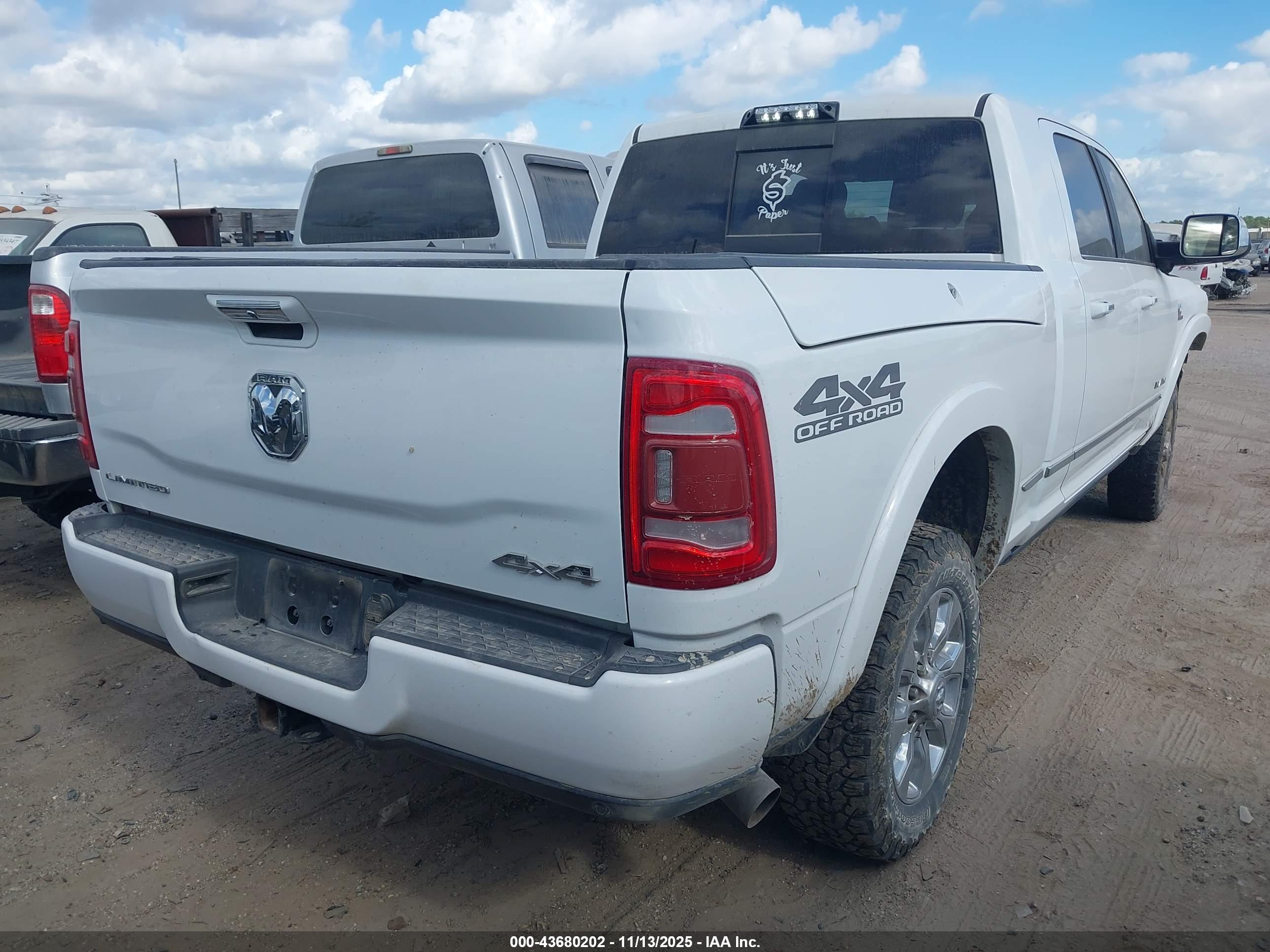 RAM 2500 image 4