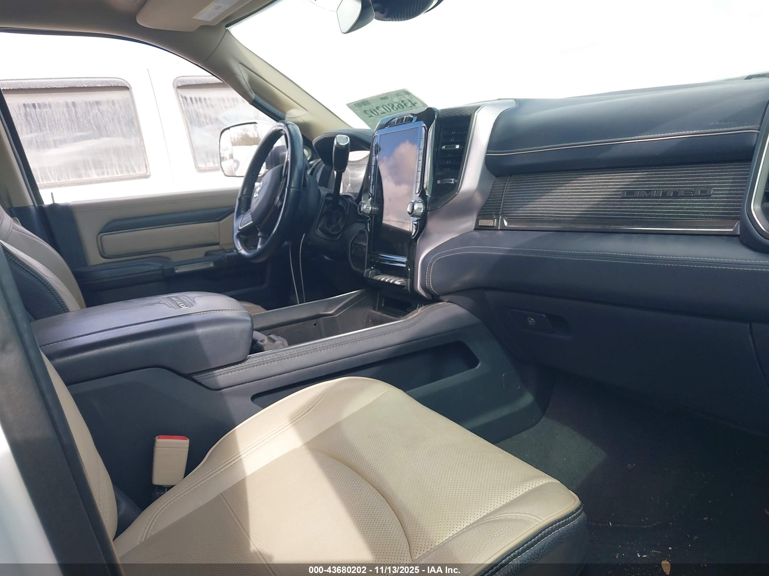 RAM 2500 image 5