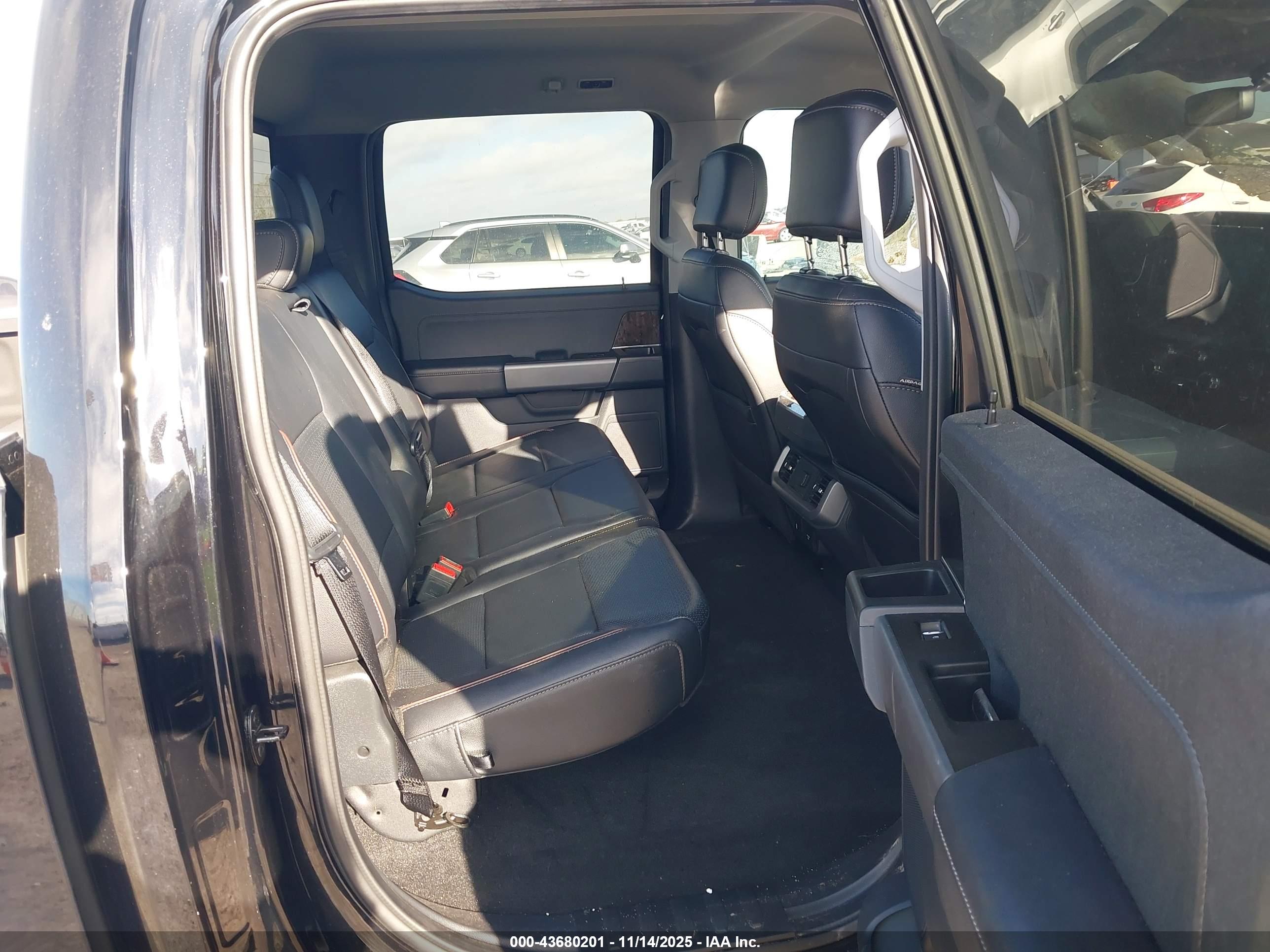 FORD F-150 image 8