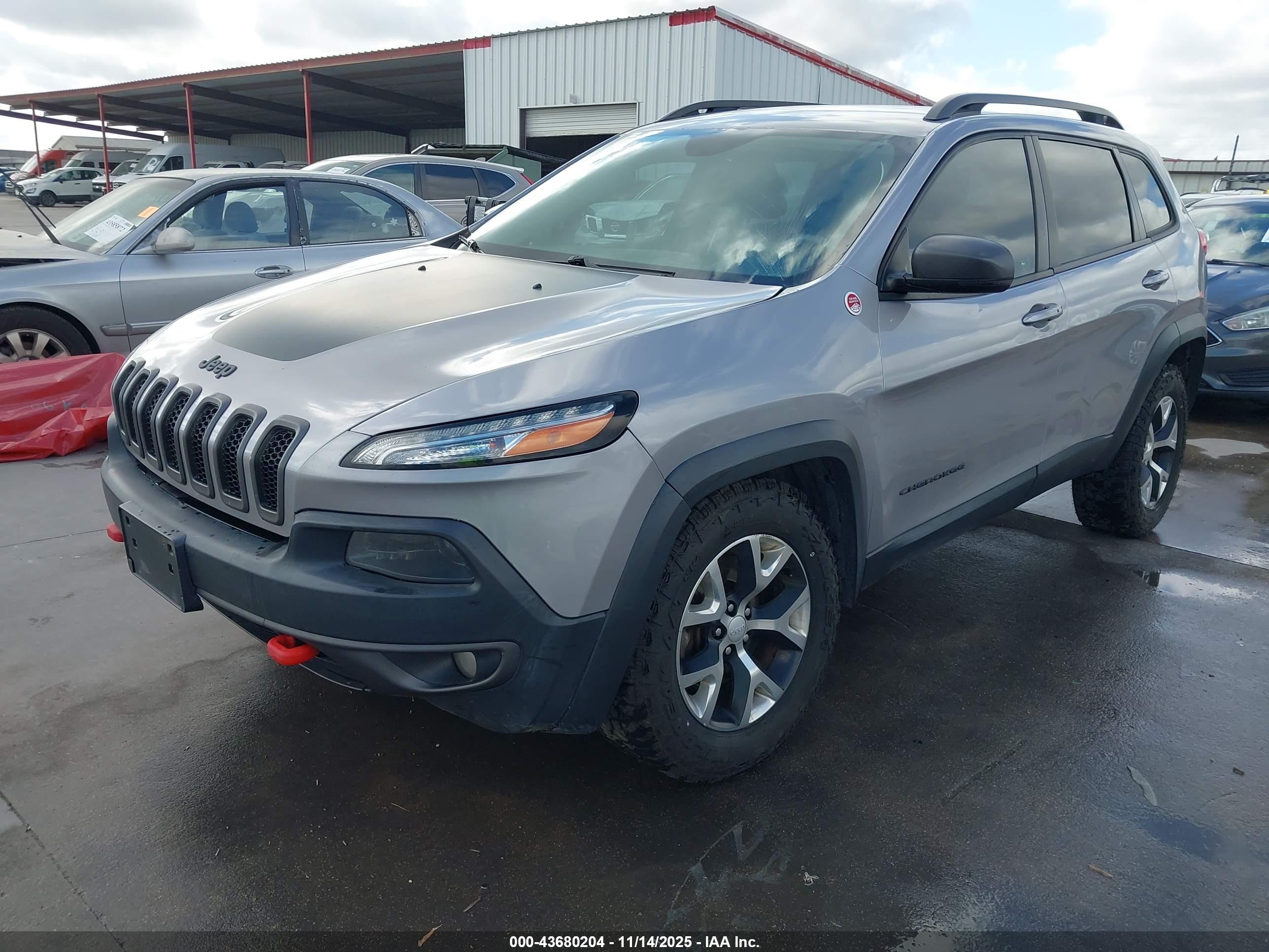 JEEP CHEROKEE image 2