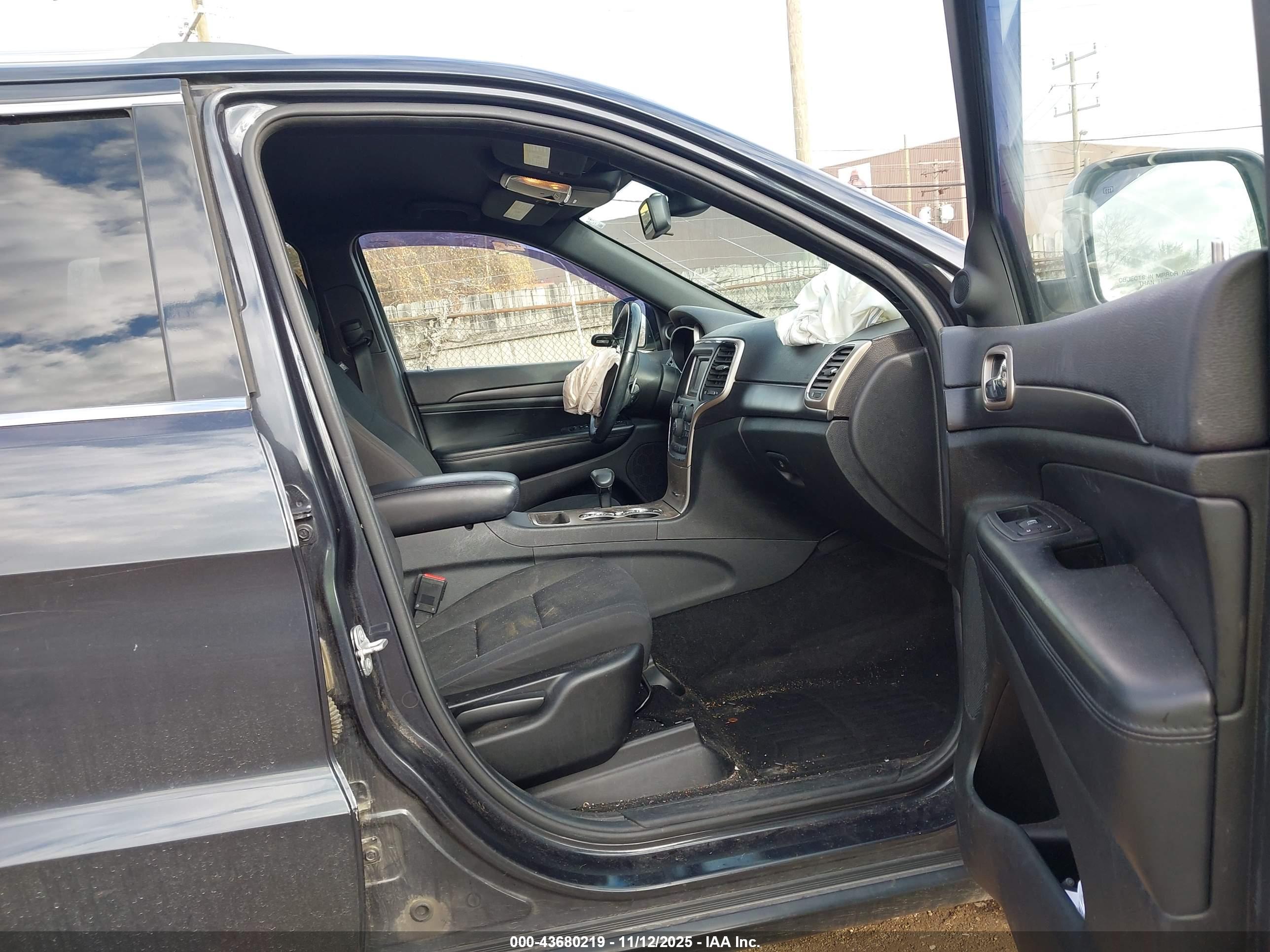 JEEP GRAND image 5