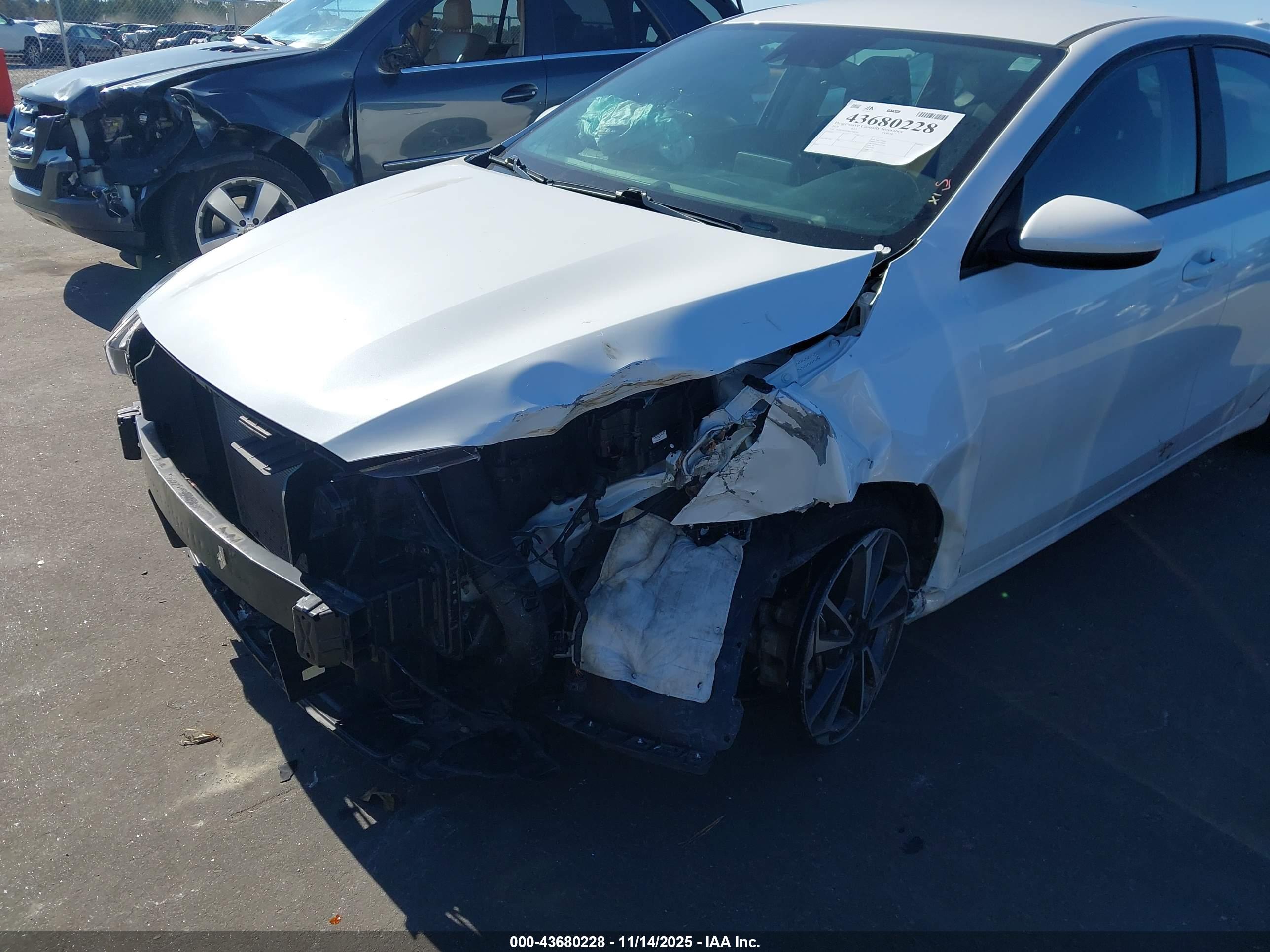 KIA FORTE image 6