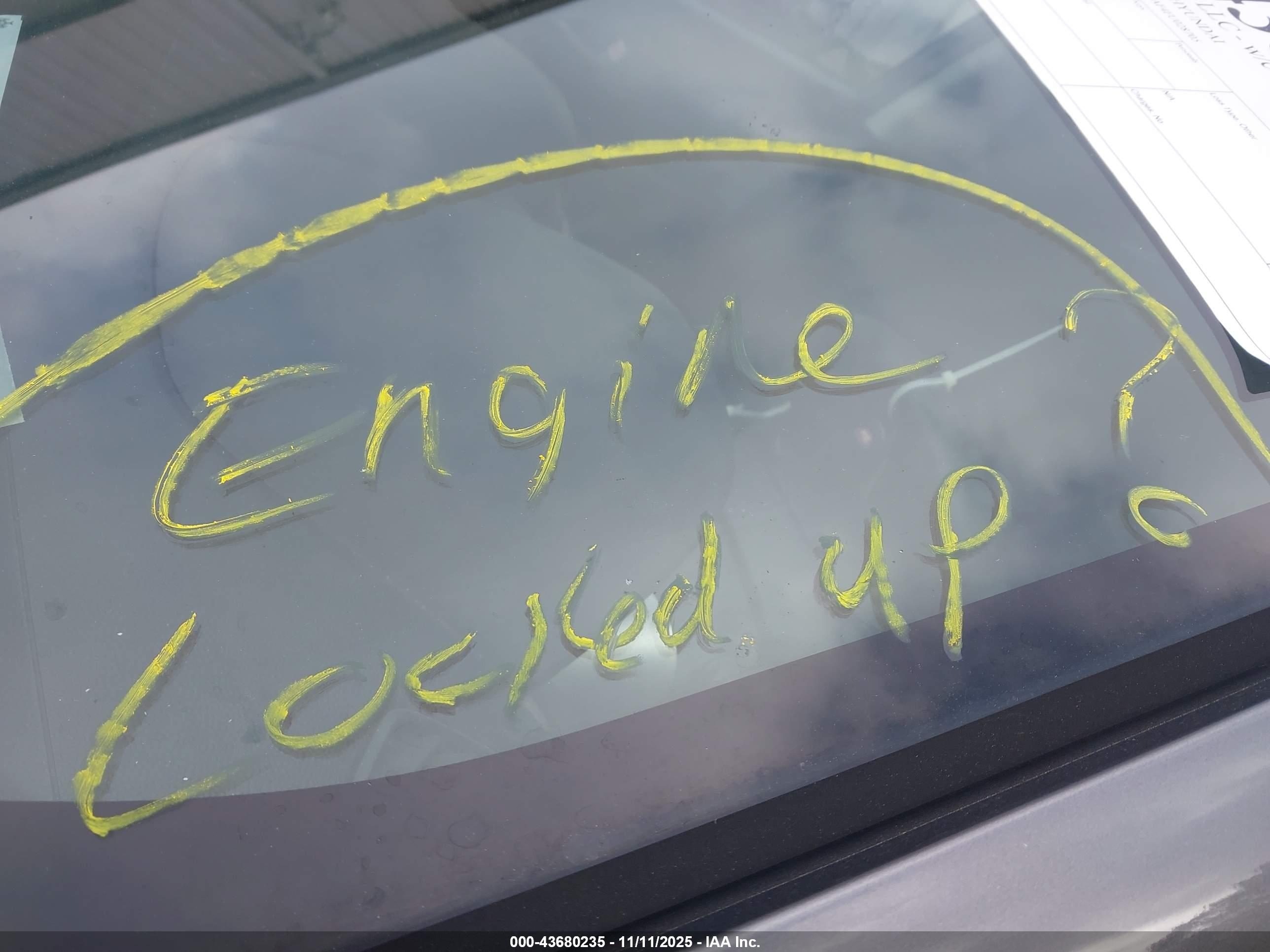 HYUNDAI TUCSON image 6