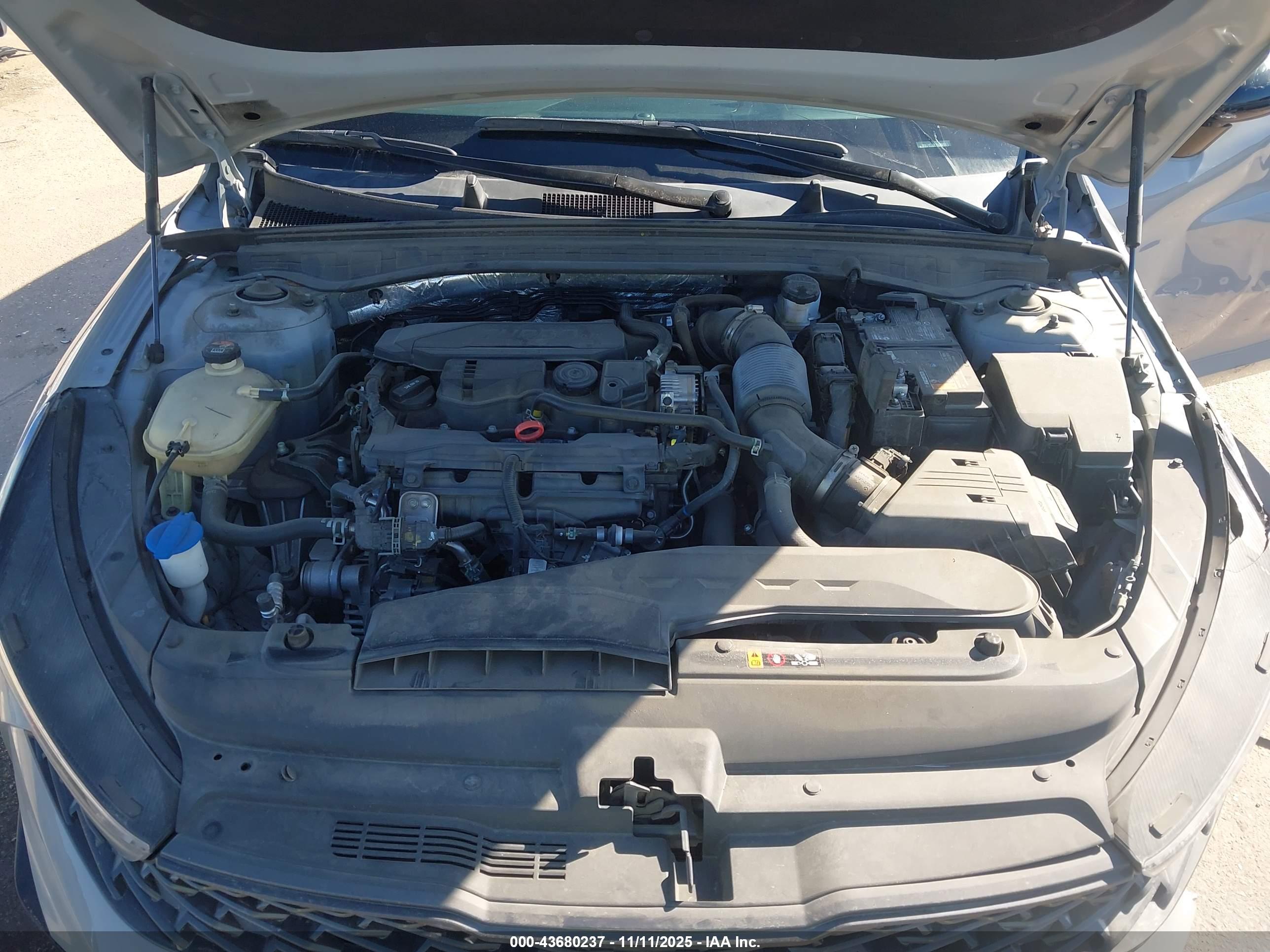 KIA K5 image 10