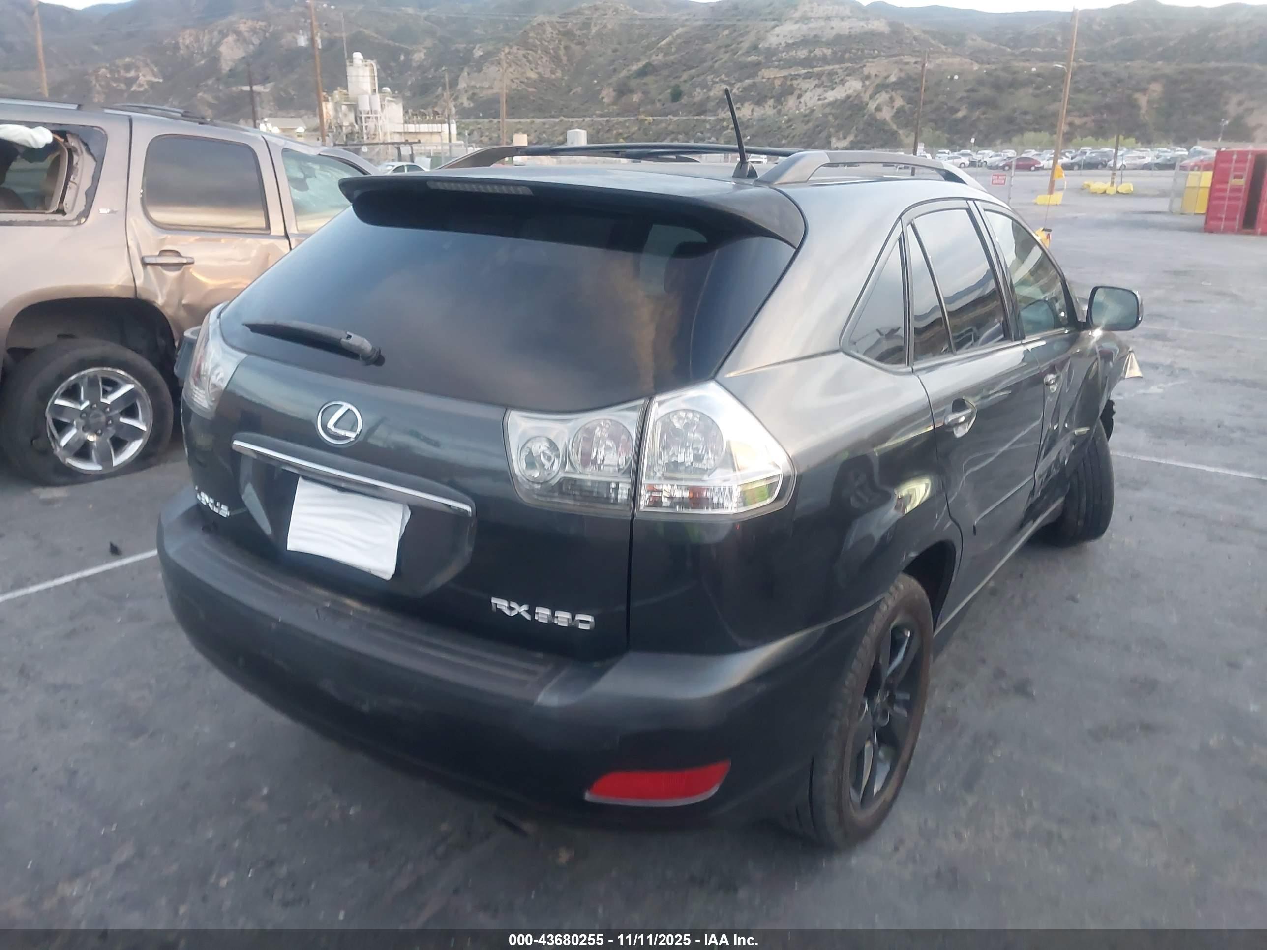 LEXUS RX image 4