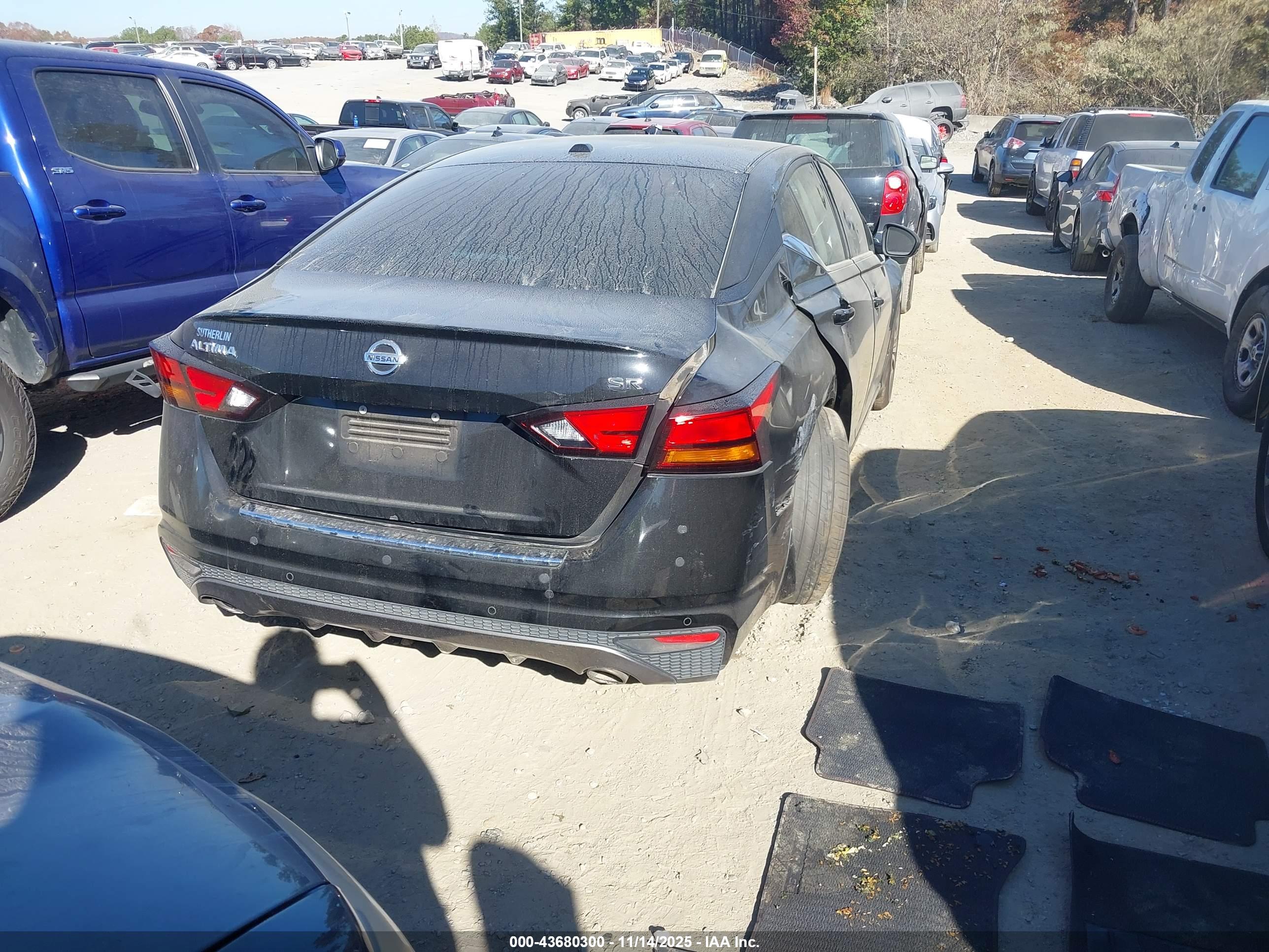 NISSAN ALTIMA image 4