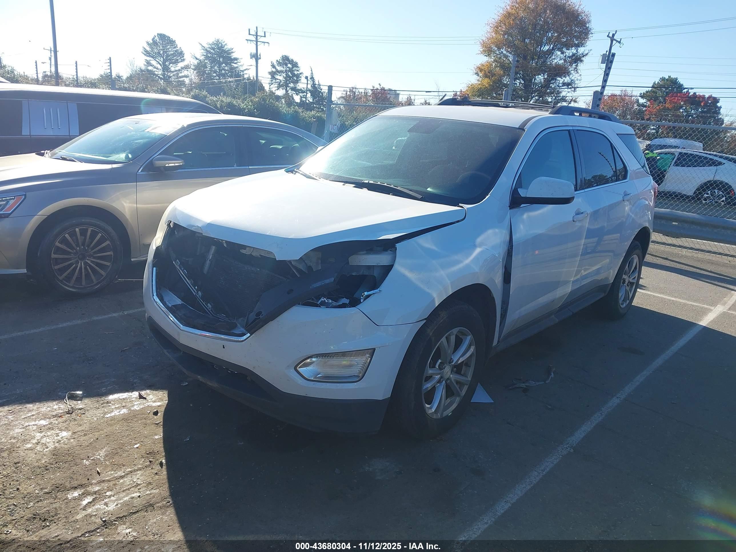 CHEVROLET EQUINOX image 2
