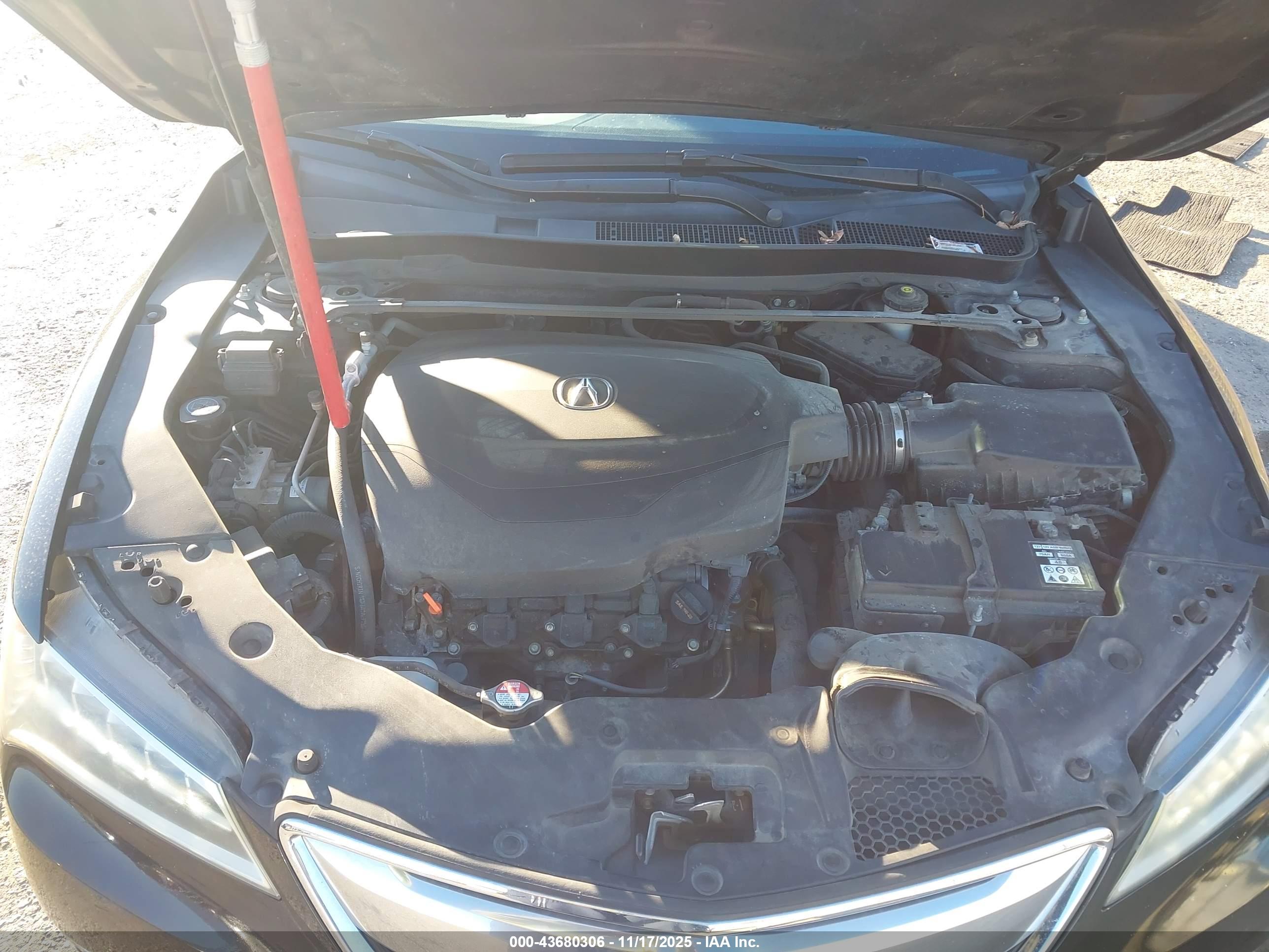 ACURA TLX image 10