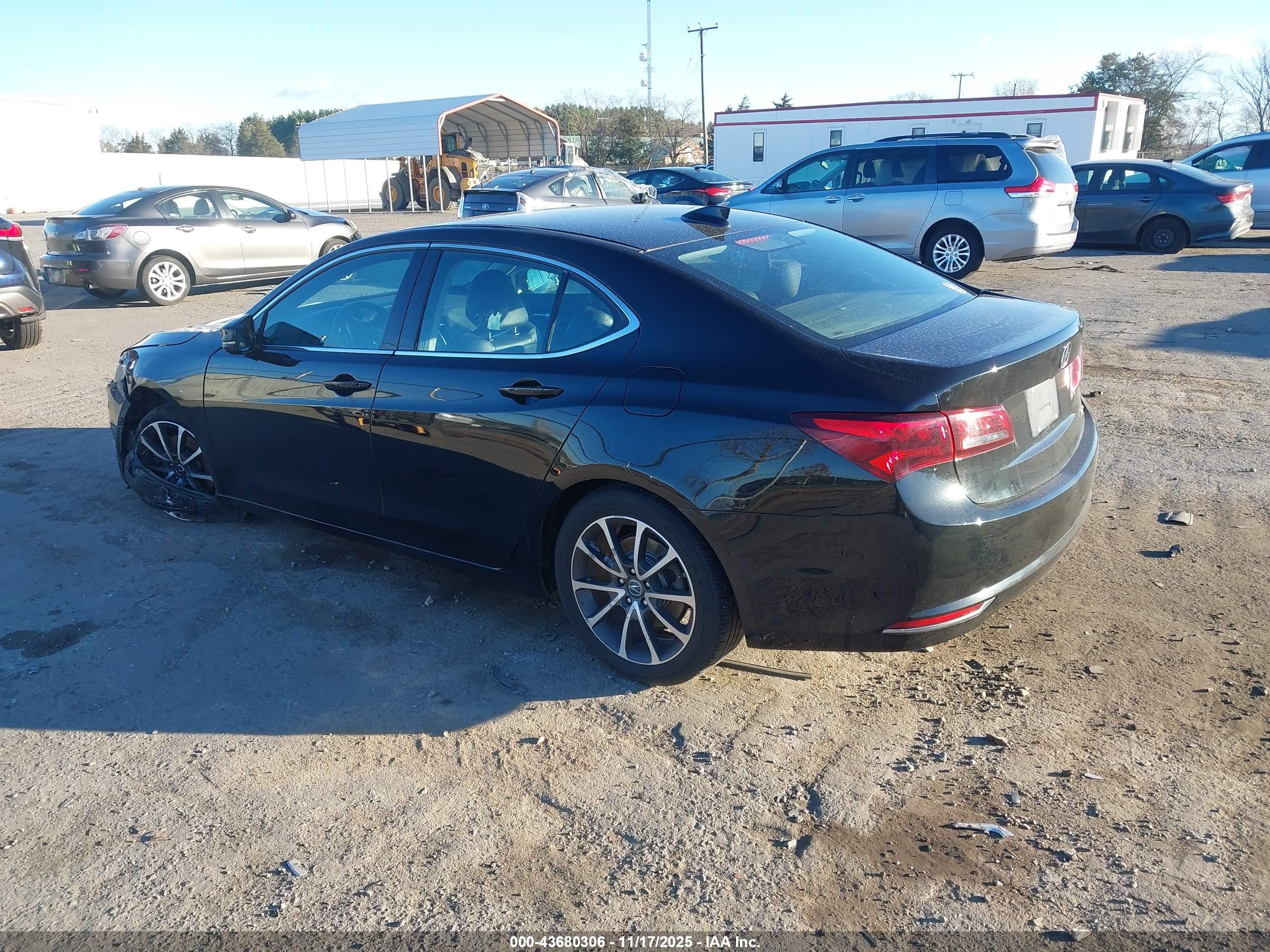 ACURA TLX image 3