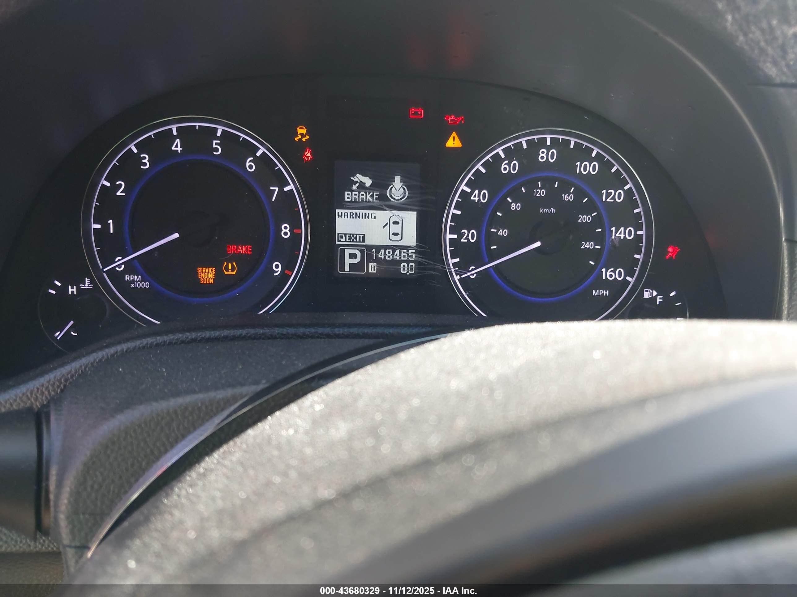 INFINITI G37 image 7