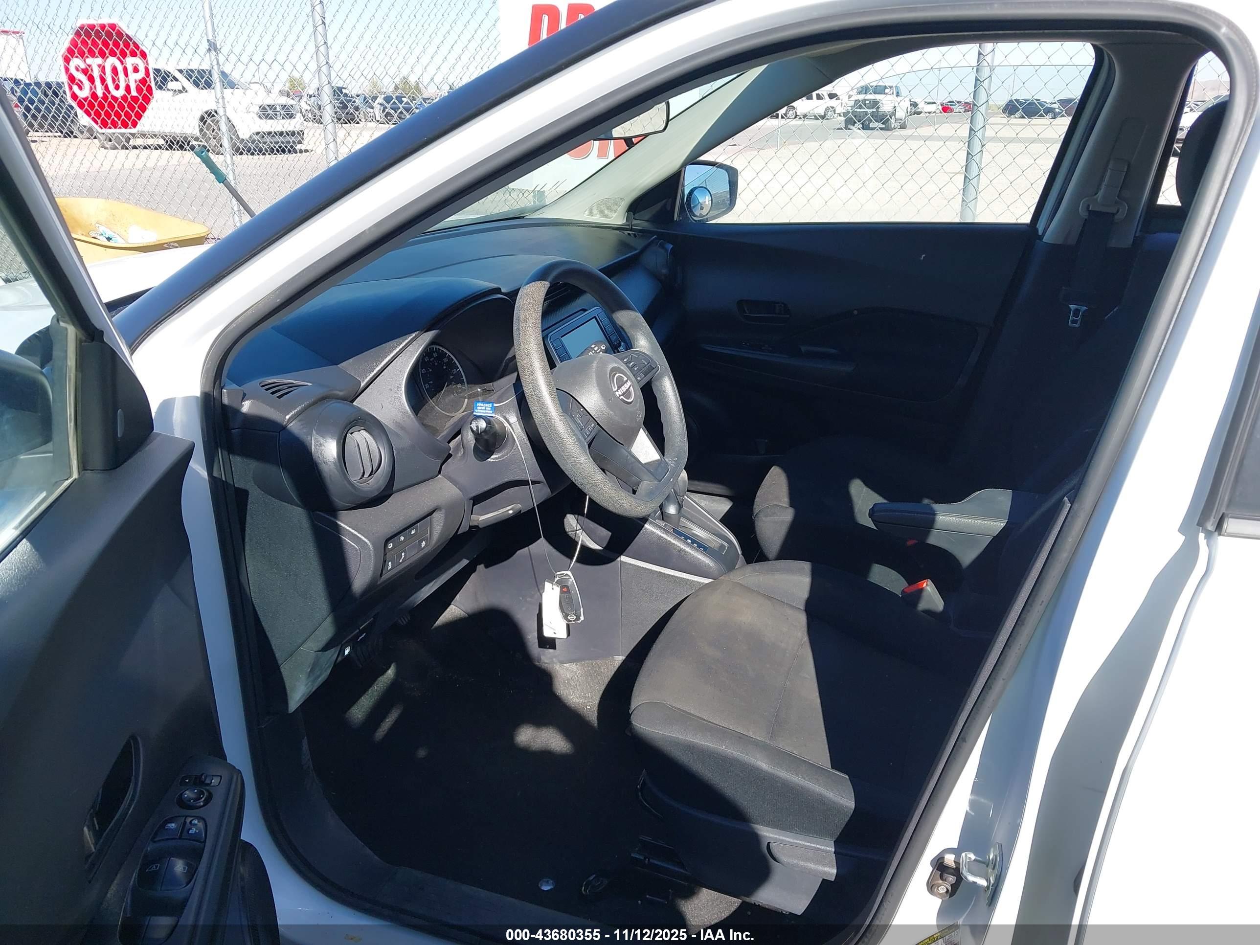 NISSAN KICKS image 5