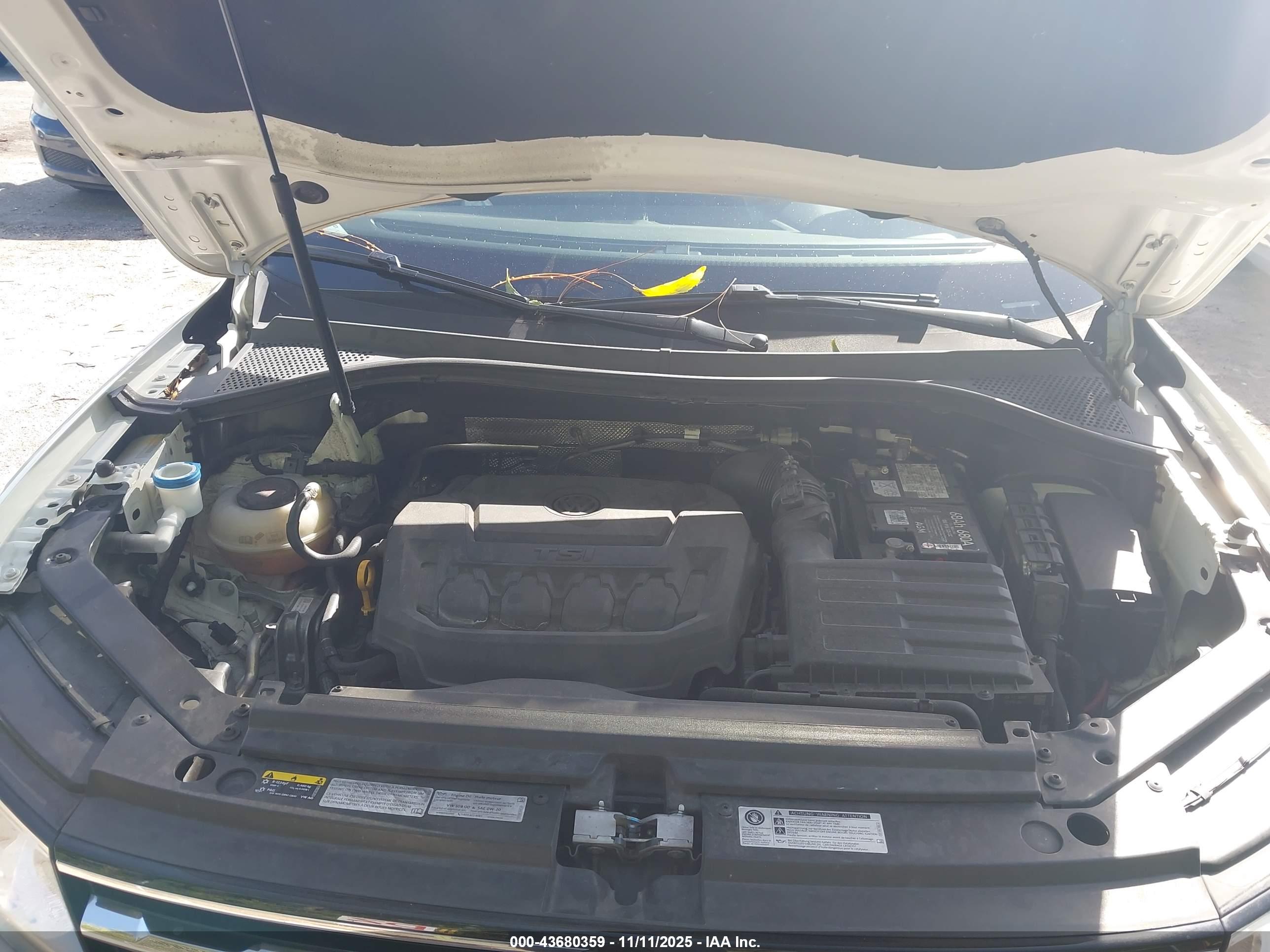 VOLKSWAGEN TIGUAN image 10