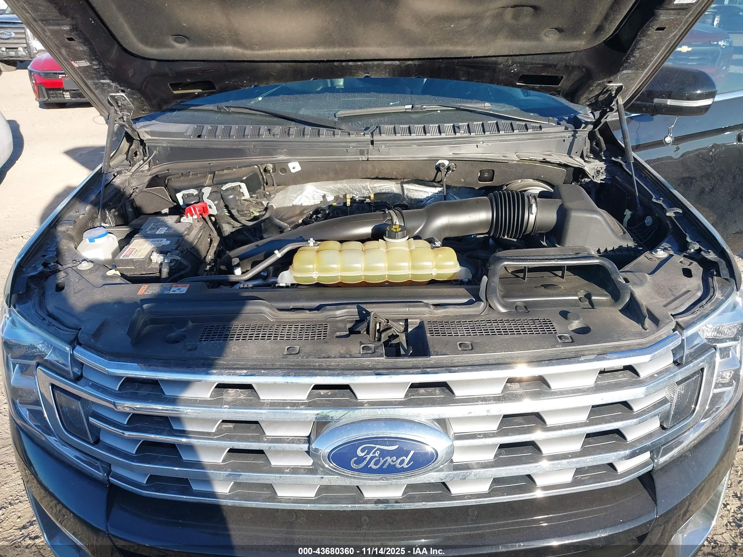 FORD EXPEDITION image 10
