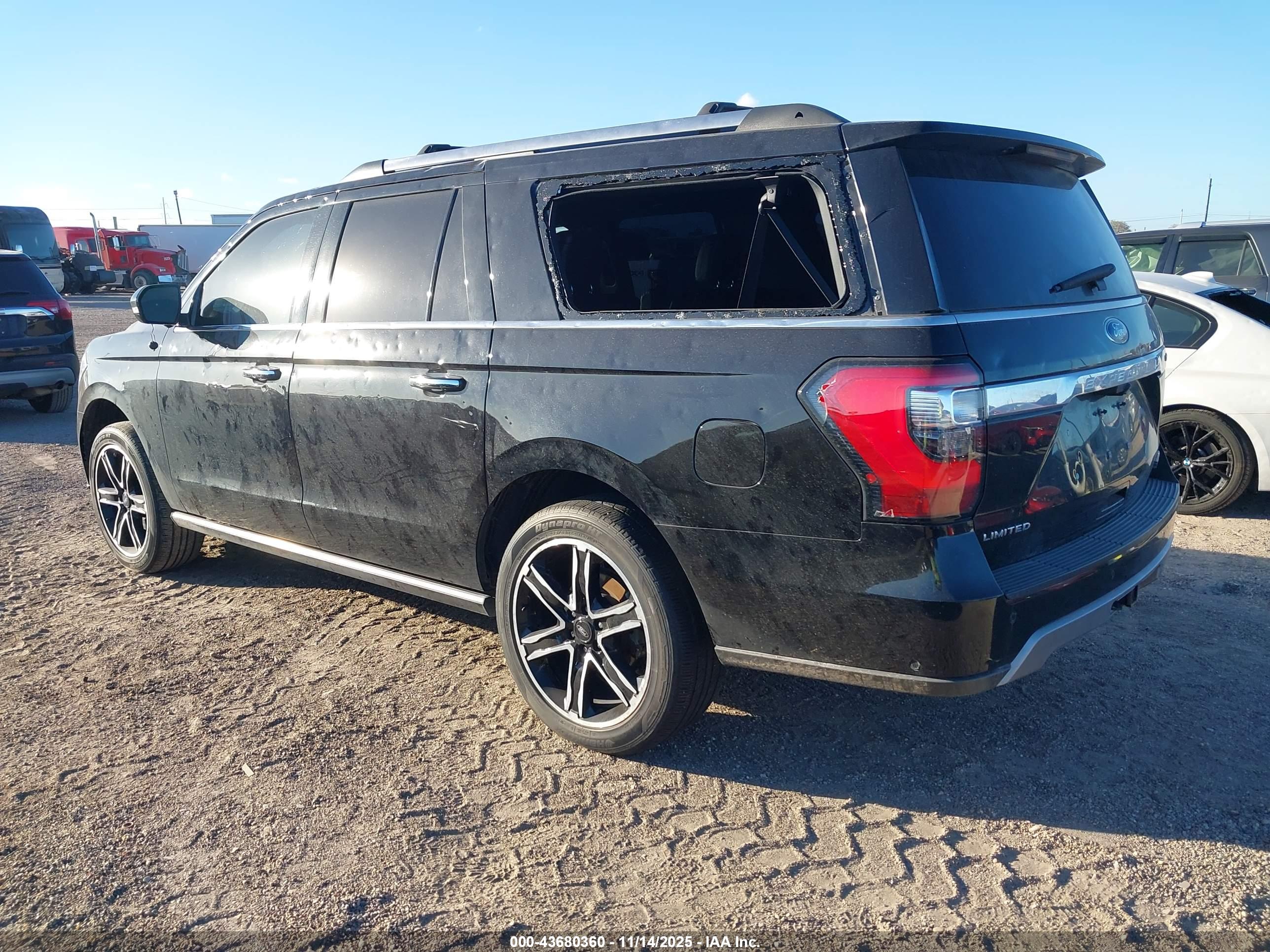 FORD EXPEDITION image 3