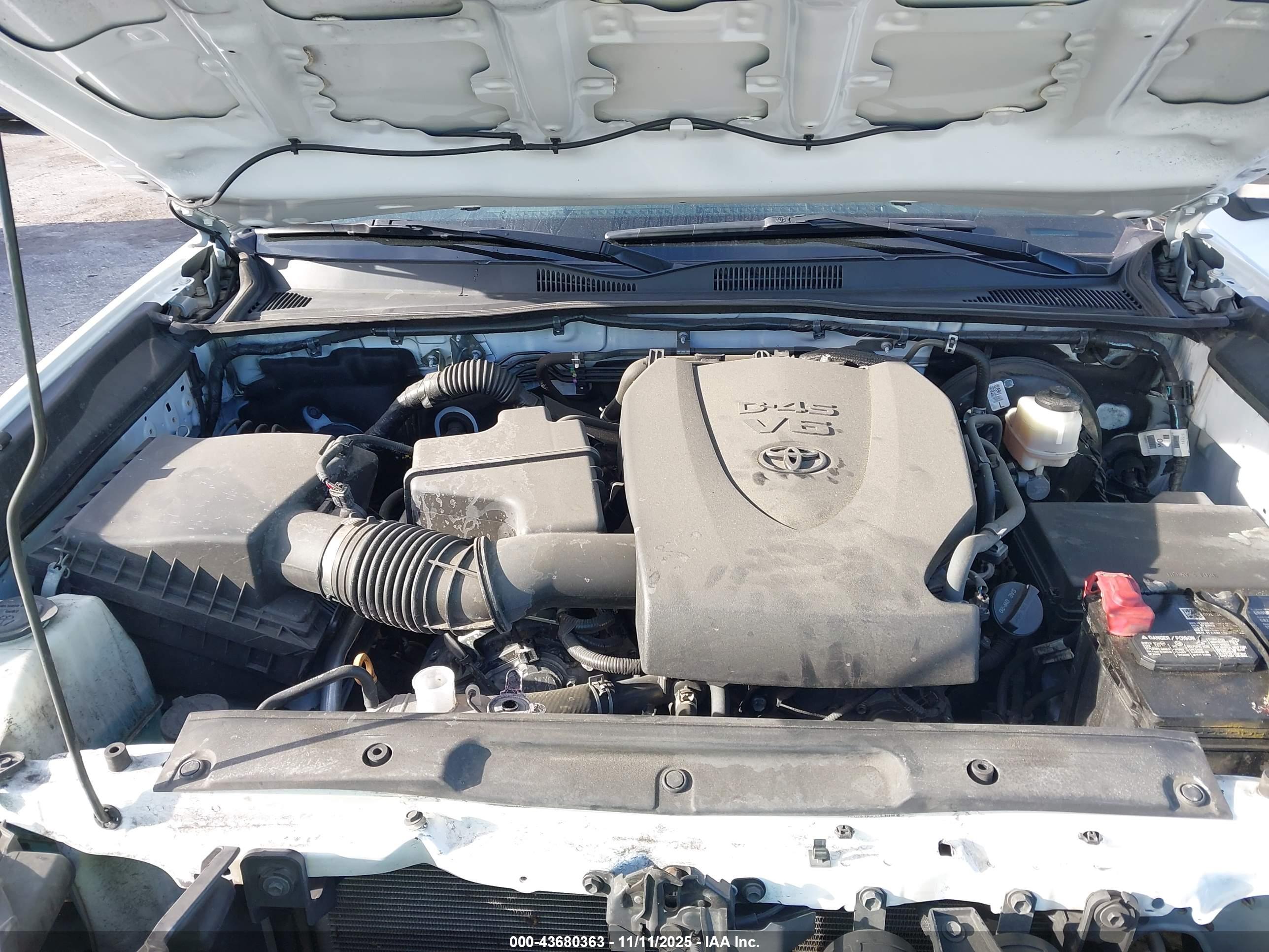 TOYOTA TACOMA image 10