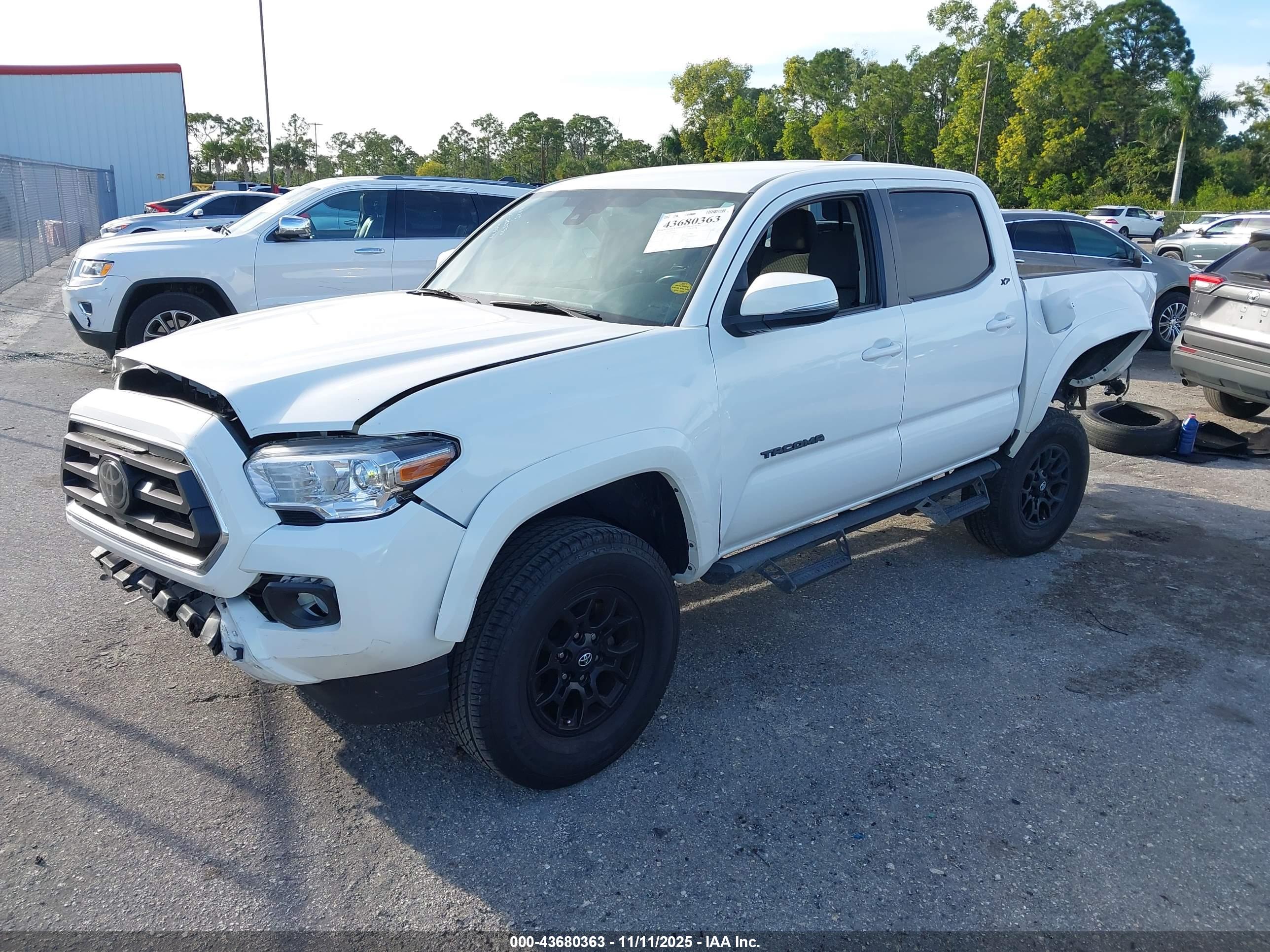 TOYOTA TACOMA image 2