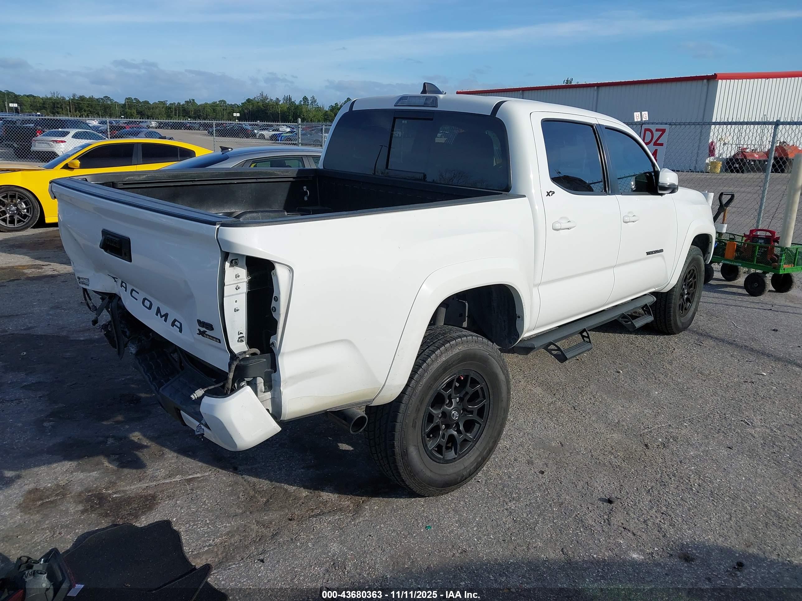 TOYOTA TACOMA image 4