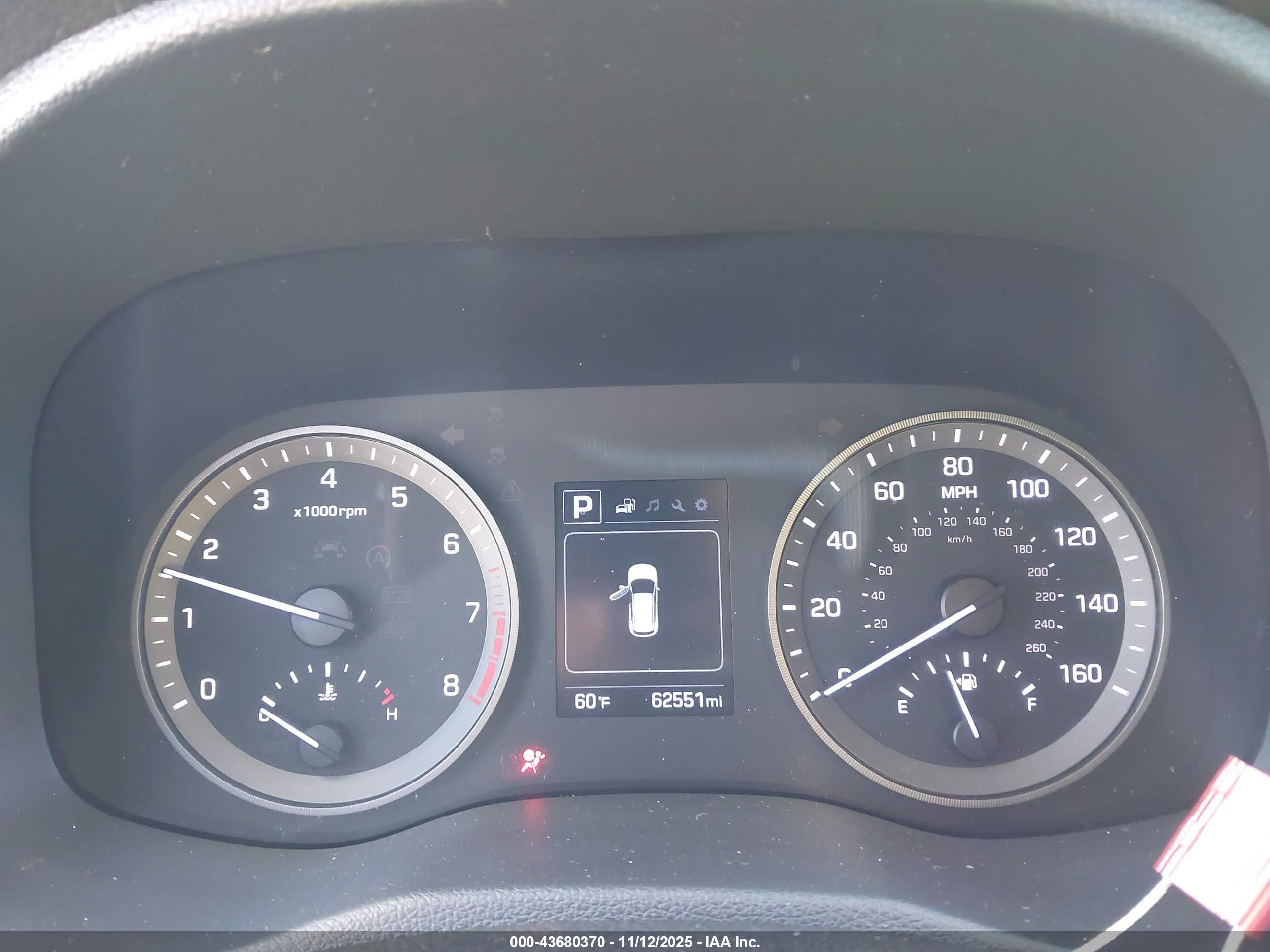 HYUNDAI TUCSON image 7
