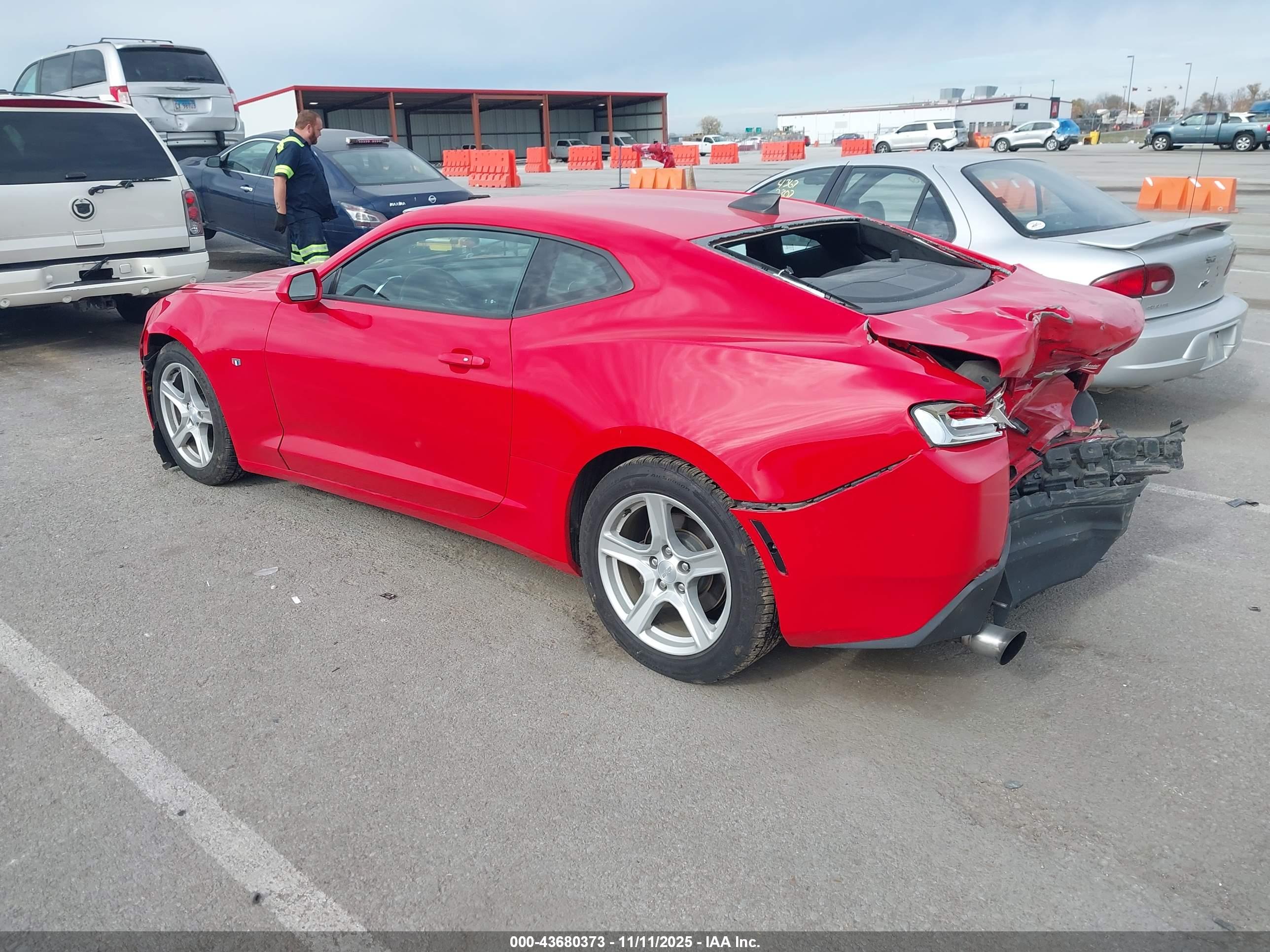 CHEVROLET CAMARO image 3