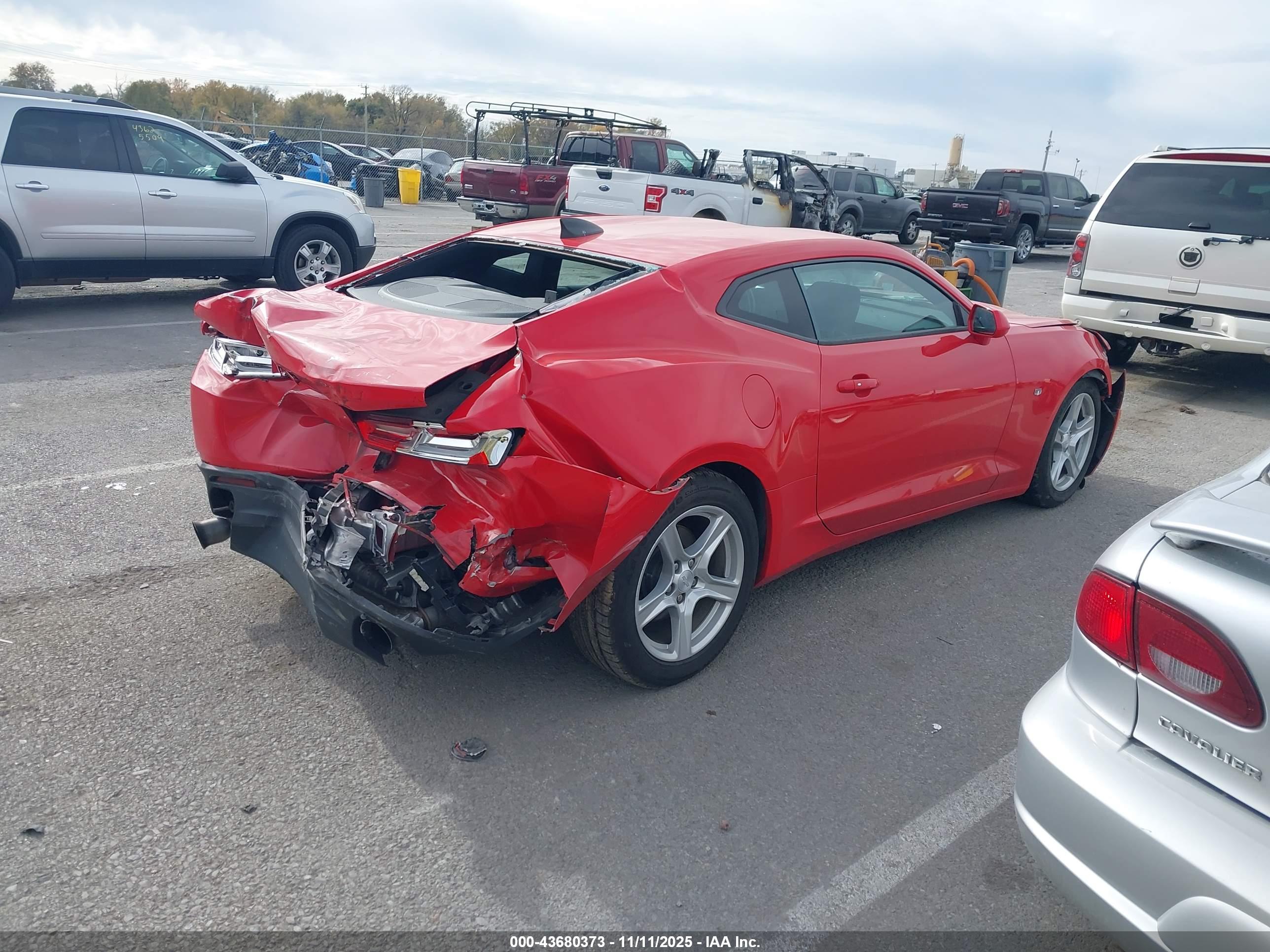 CHEVROLET CAMARO image 4
