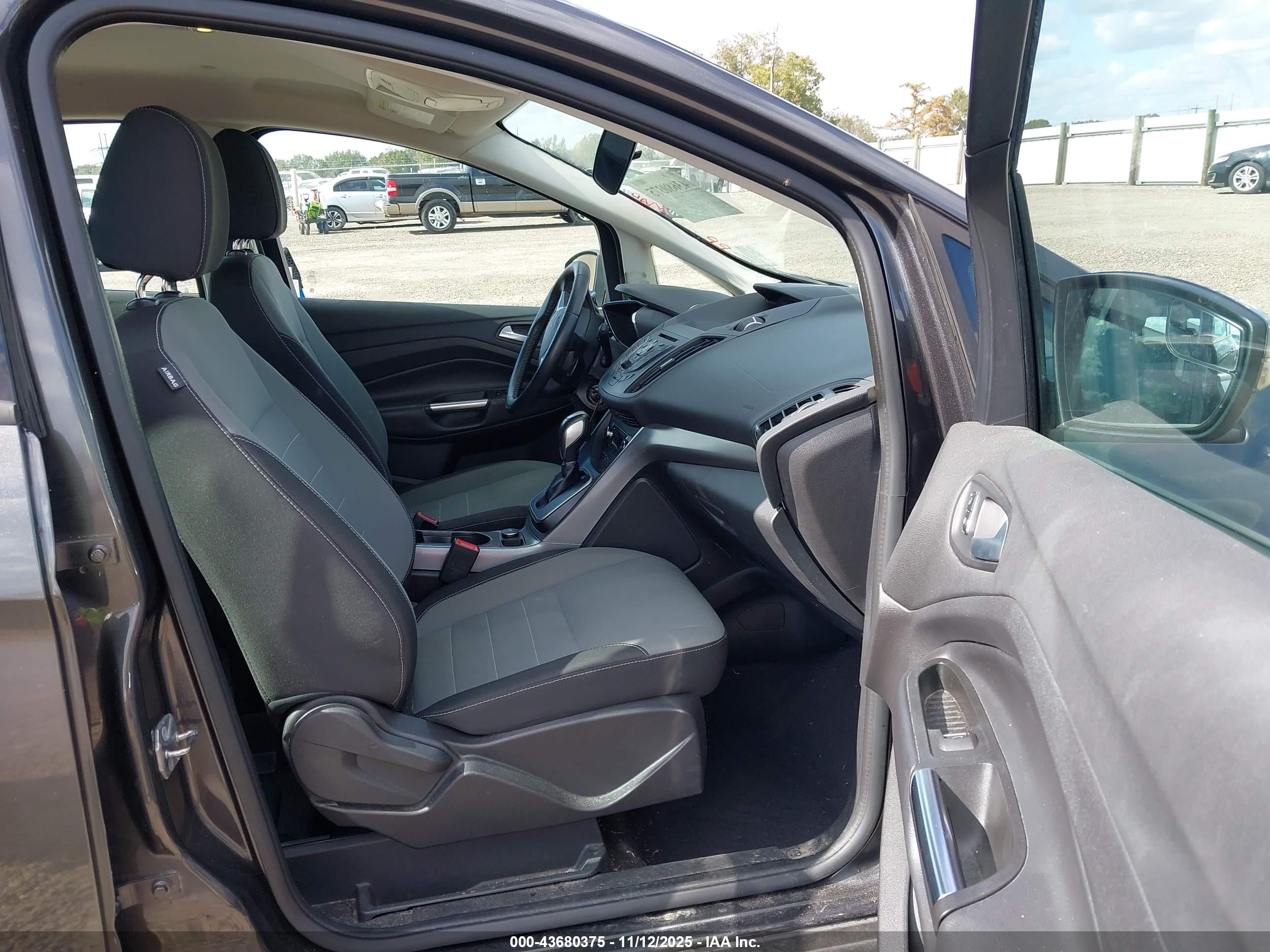FORD C-MAX image 5